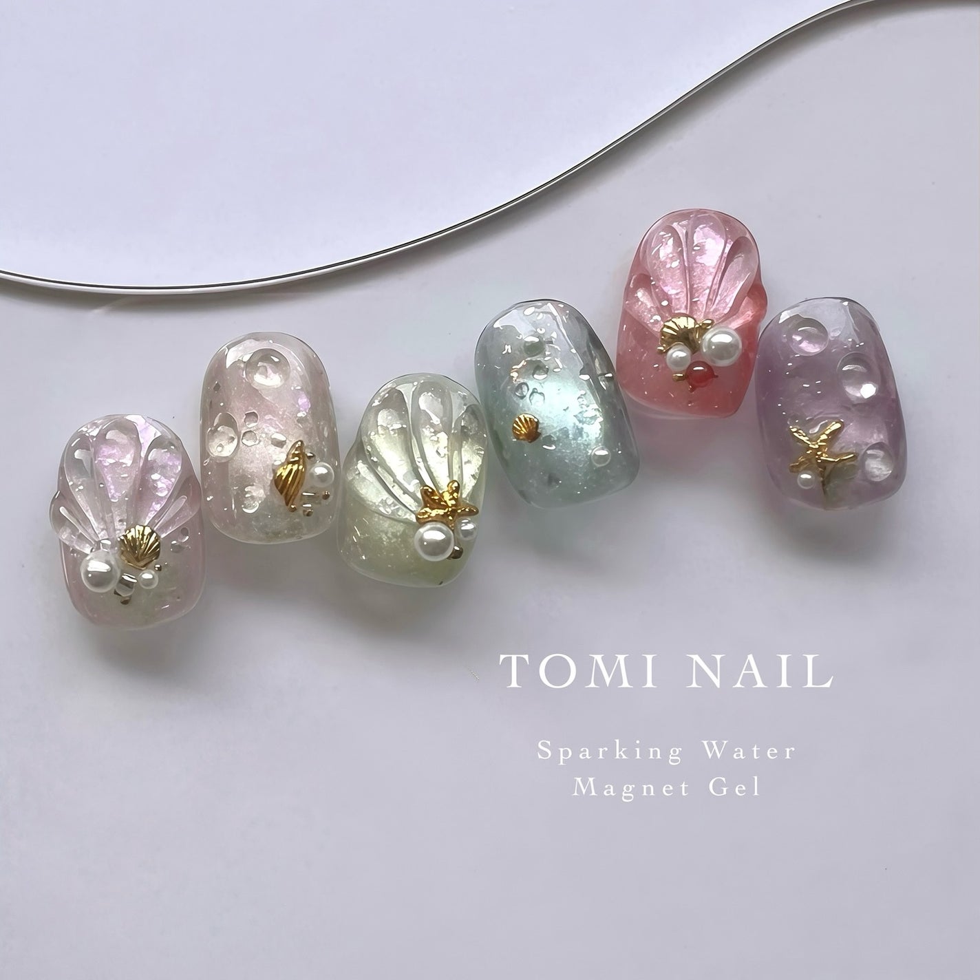 naomi on LIPS 「@tominail.japanマグネットに、まるで気泡のような..」(1枚目)