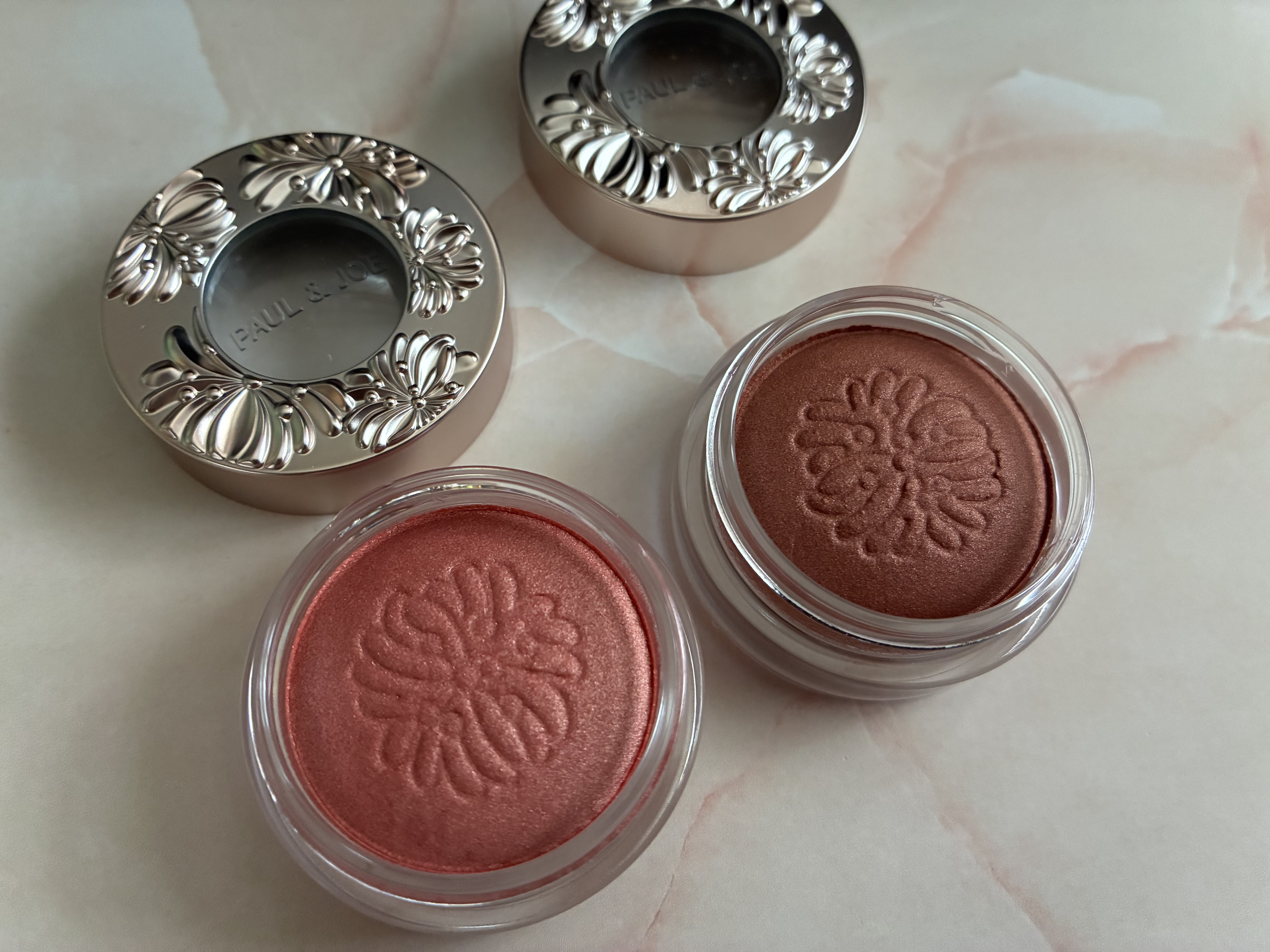 ポール & ジョー シマリング アイカラー/PAUL & JOE BEAUTE/単色アイシャドウを使ったクチコミ（2枚目）