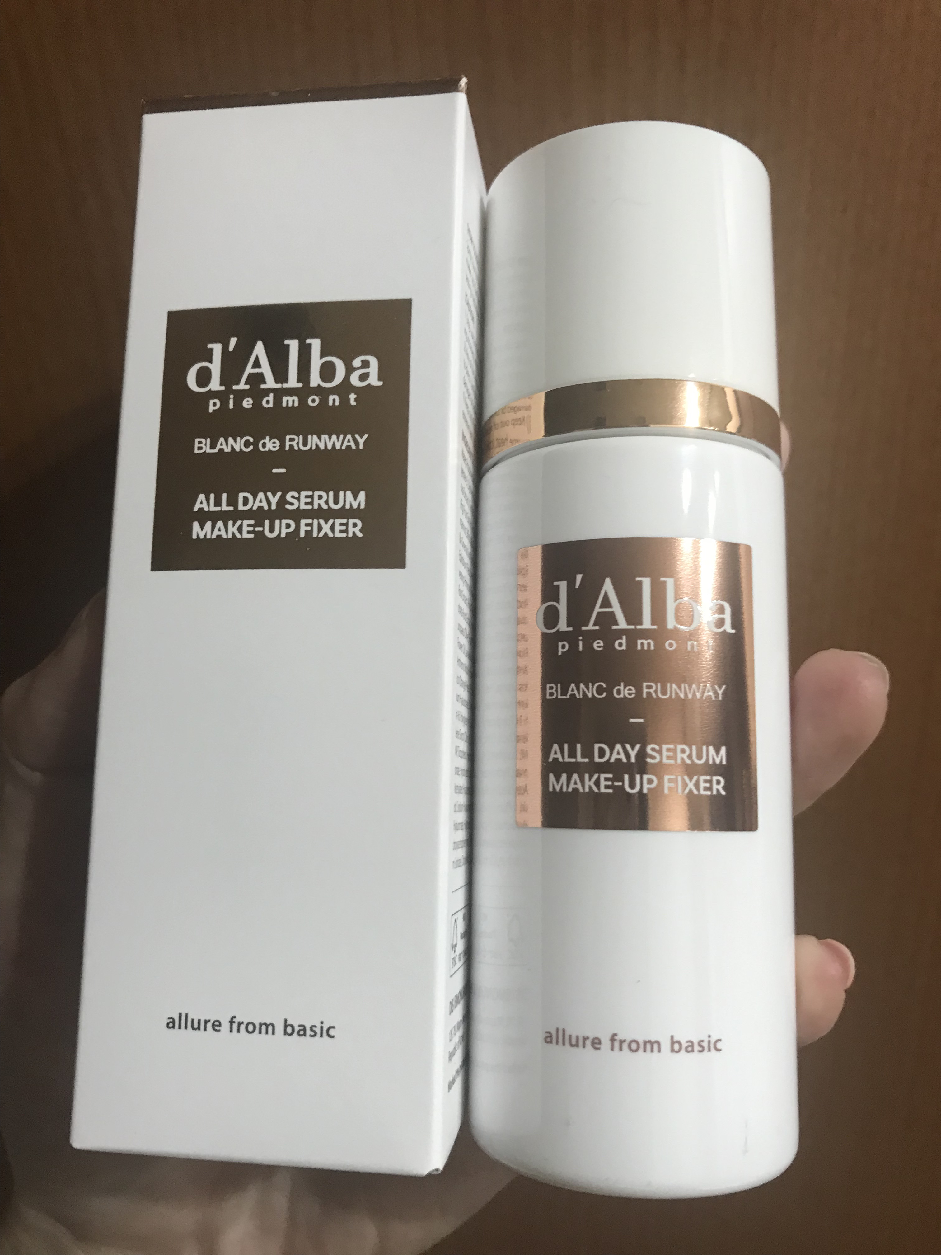 オールデイセラムメイクアップフィクサー/ダルバ/フィックスミストを使ったクチコミ（1枚目）