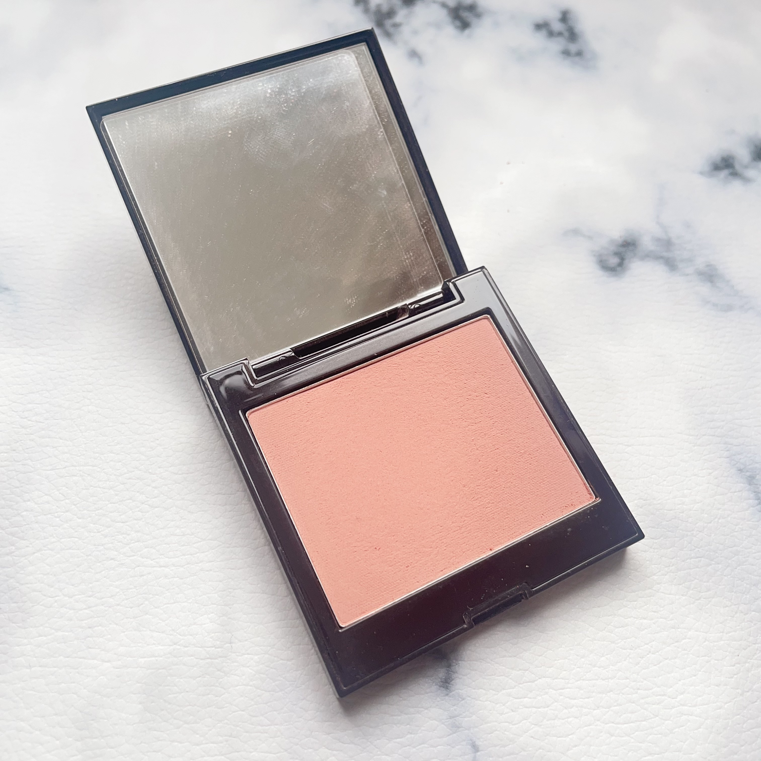 ブラッシュ カラー インフュージョン 06 チャイ / ローラ