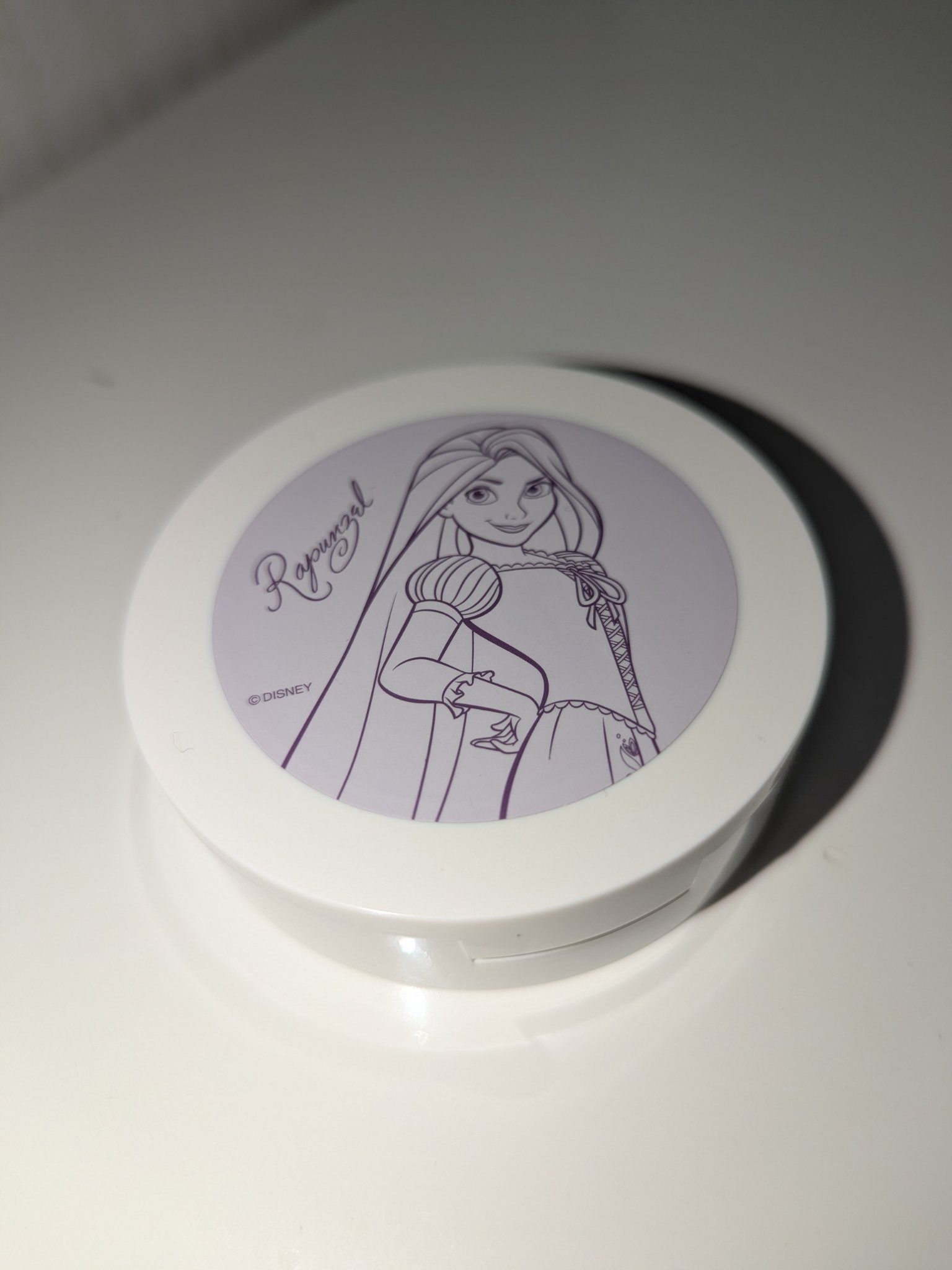 スキンライト プレスト パウダー/REVLON/プレストパウダーを使ったクチコミ（2枚目）