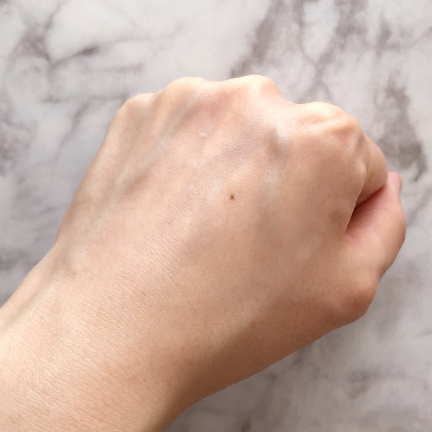 ヨル スキン オーバーナイトセラム モイスト/YOLU/美容液を使ったクチコミ(5枚目)