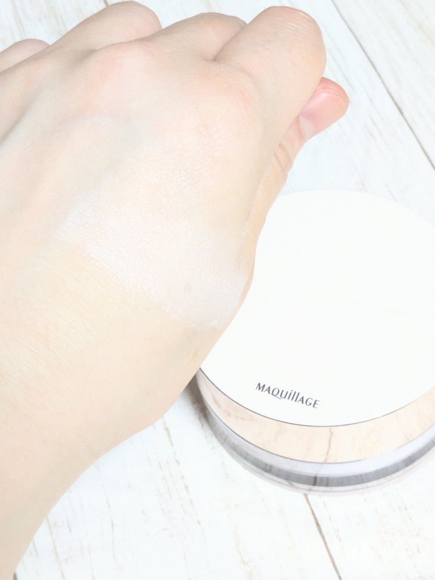 かんちゃん🦋サザナミムラサキ 🌟新商品続きます🌟 on LIPS 「☆PR#マキアージュ様から🌟新発売🌟#エッセンスグロウキープパ..」(3枚目)