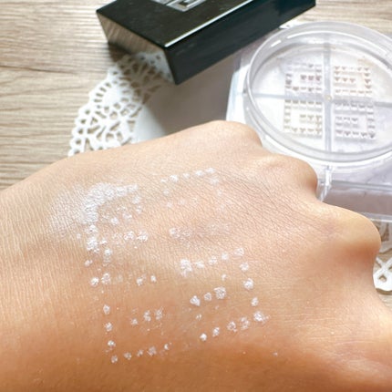 ããªãºã ã»ãªãŒãã«/GIVENCHY/ã«ãŒã¹ããŠããŒã䜿ã£ãã¯ãã³ãïŒ4æç®ïŒ