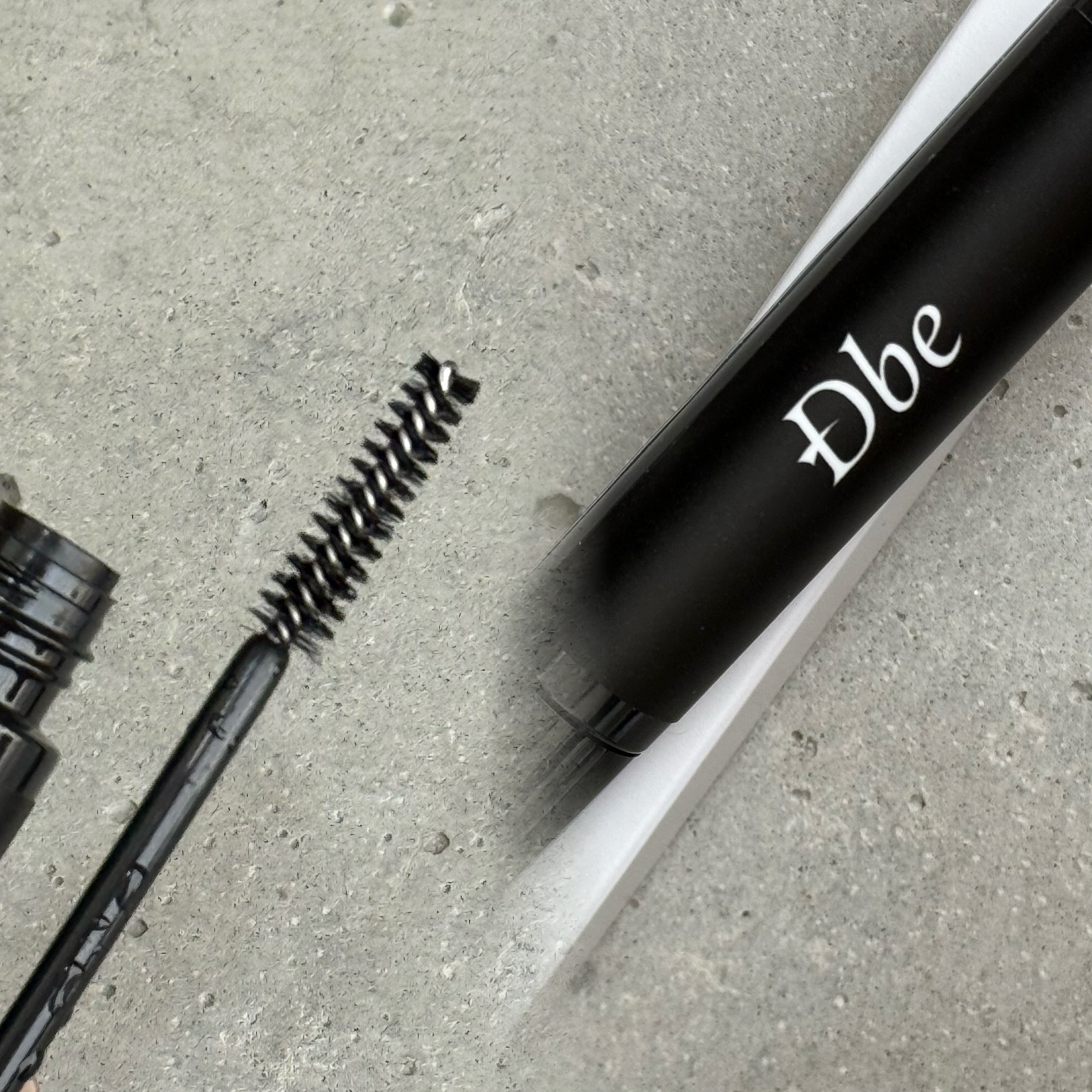 眉毛美容液/Dbe/まつげ美容液を使ったクチコミ（2枚目）