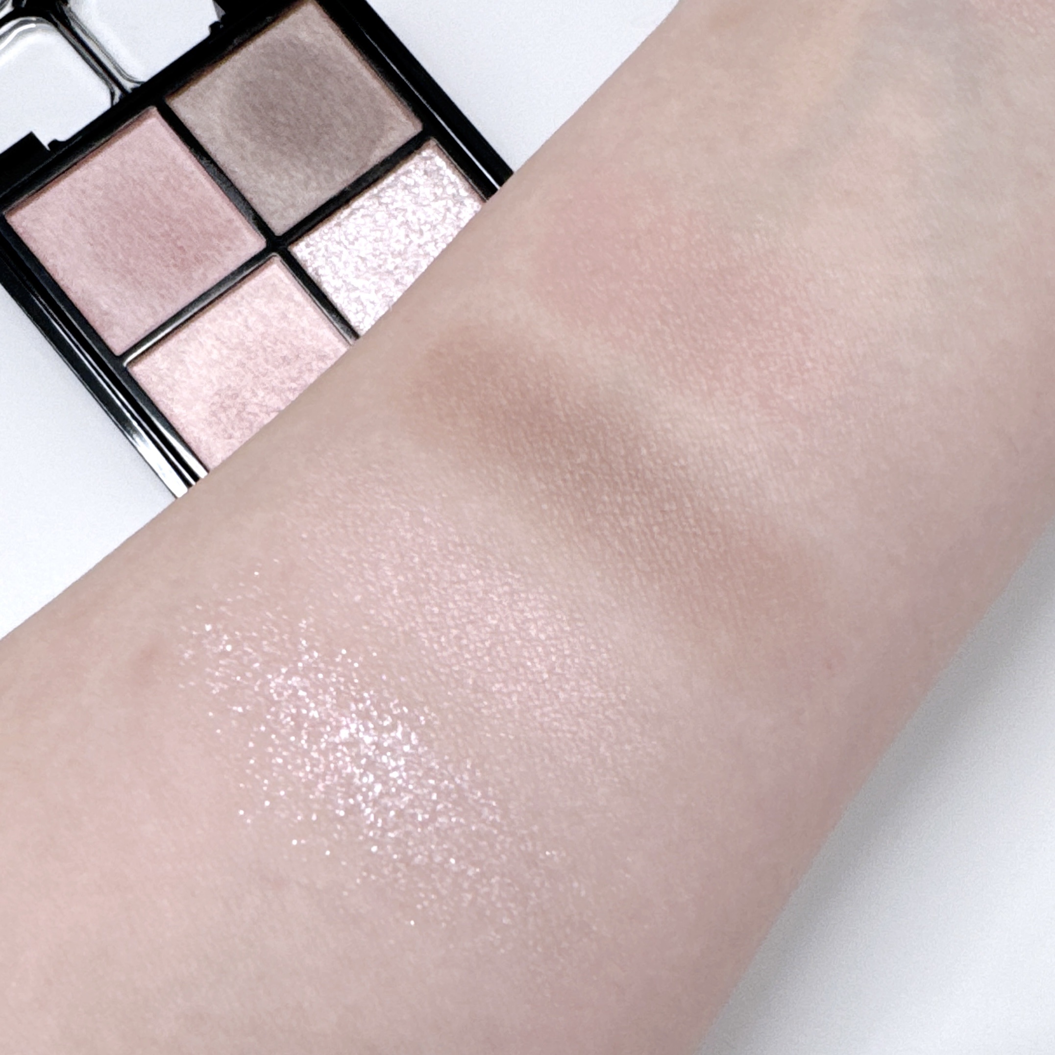 ケイト ポッピングシルエットシャドウ/KATE/アイシャドウパレットを使ったクチコミ（3枚目）