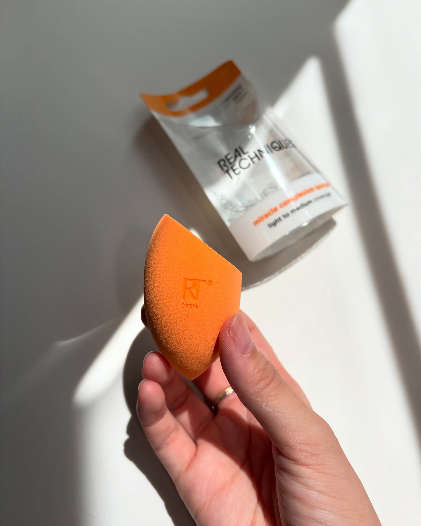 Miracle Complexion Sponge/Real Techniques/パフ・スポンジを使ったクチコミ（3枚目）