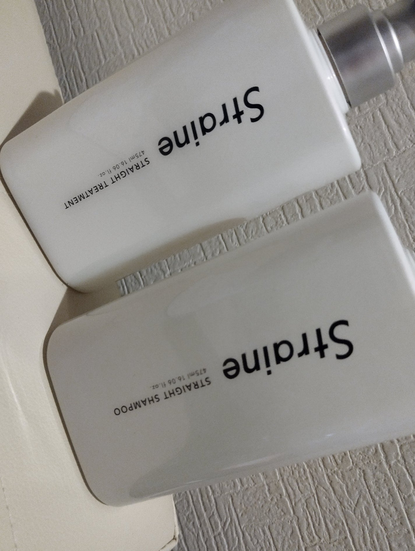 ストレートシャンプー/ストレートトリートメント ホワイトブロッサムの香り/Straine/市販シャンプーを使ったクチコミ(1枚目)