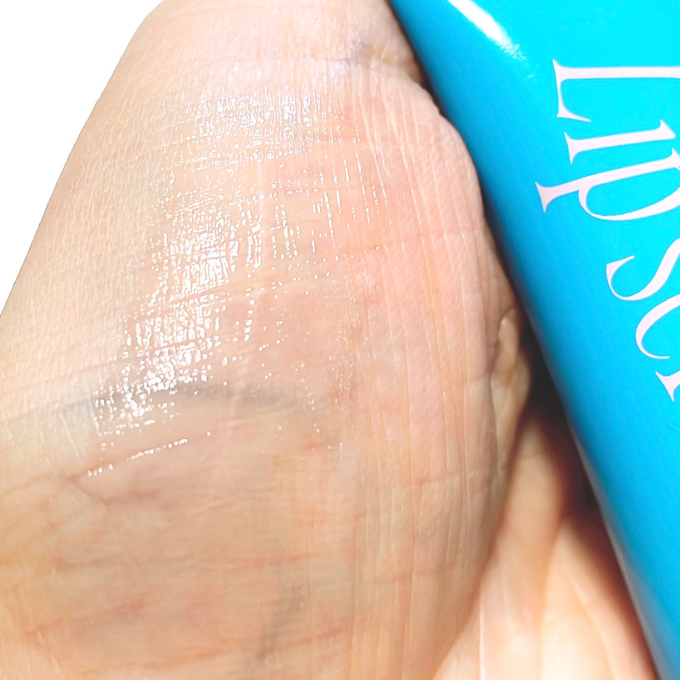 フィー ワンミニッツレディ リップセラム/fwee/リップ美容液を使ったクチコミ(3枚目)