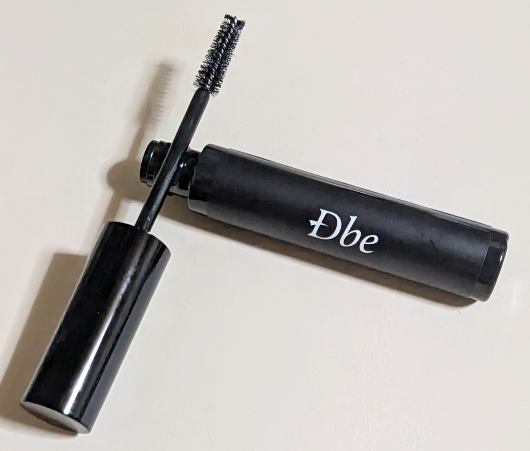 眉毛美容液/Dbe/まつげ美容液を使ったクチコミ（2枚目）
