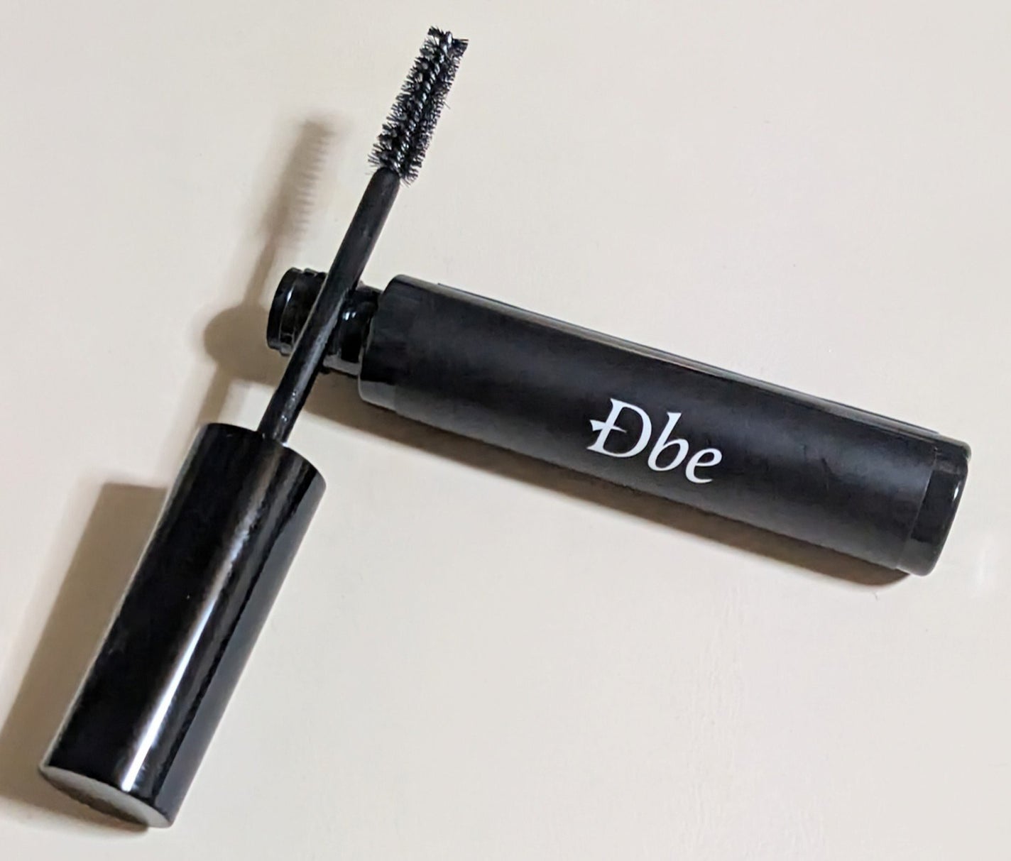 眉毛美容液/Dbe/まつげ美容液を使ったクチコミ(2枚目)