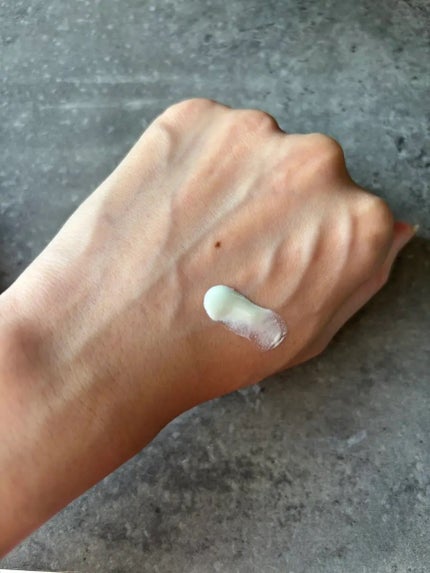 クリーンティーツリーリポソームトーンアップサンクリーム(グリーン)/ダルバ/日焼け止めクリームを使ったクチコミ(2枚目)