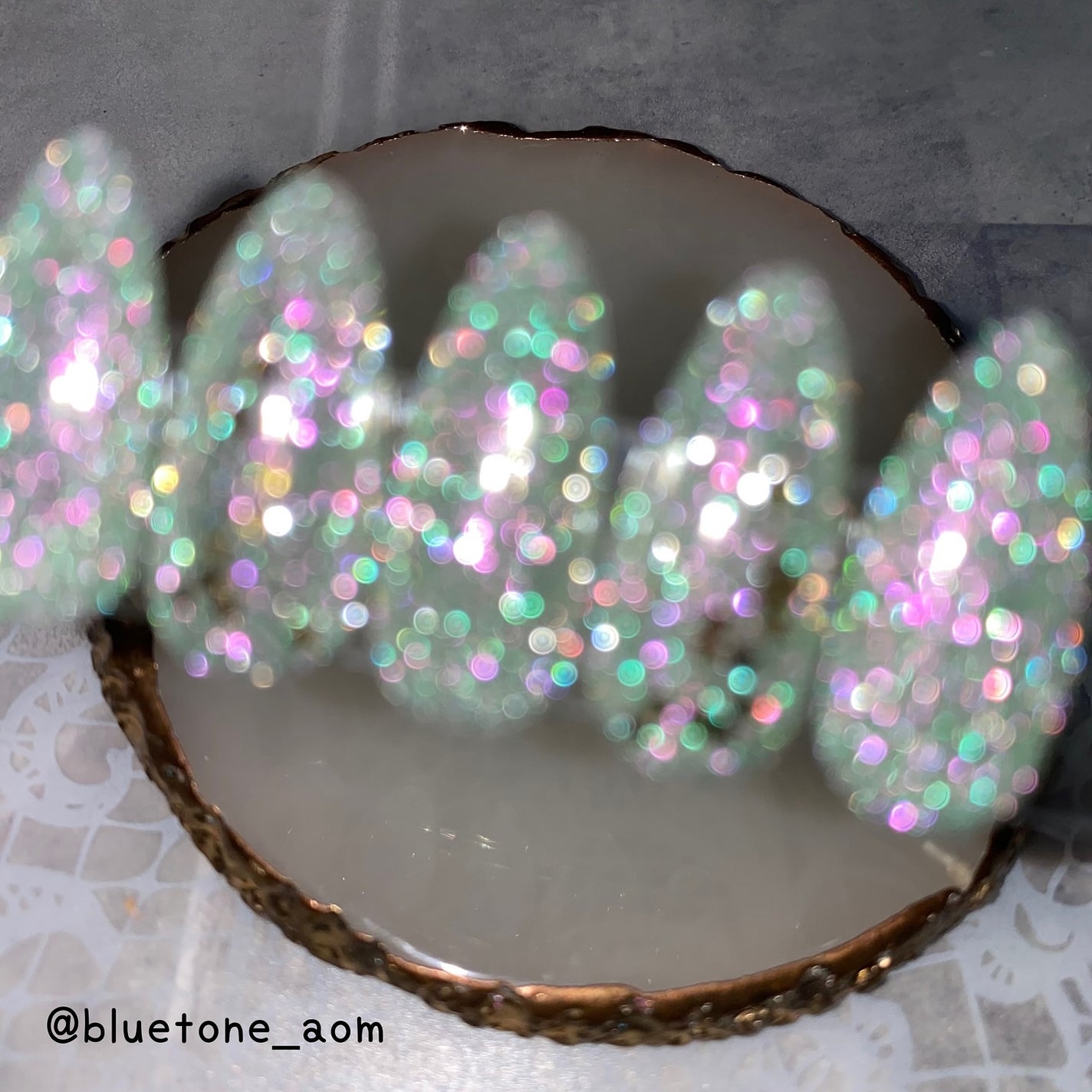 ⋆͛🦖⋆͛aomi on LIPS 「グリーンフラッシュにピンクがチラリ|´︶`*)♡さりげないピン..」(8枚目)