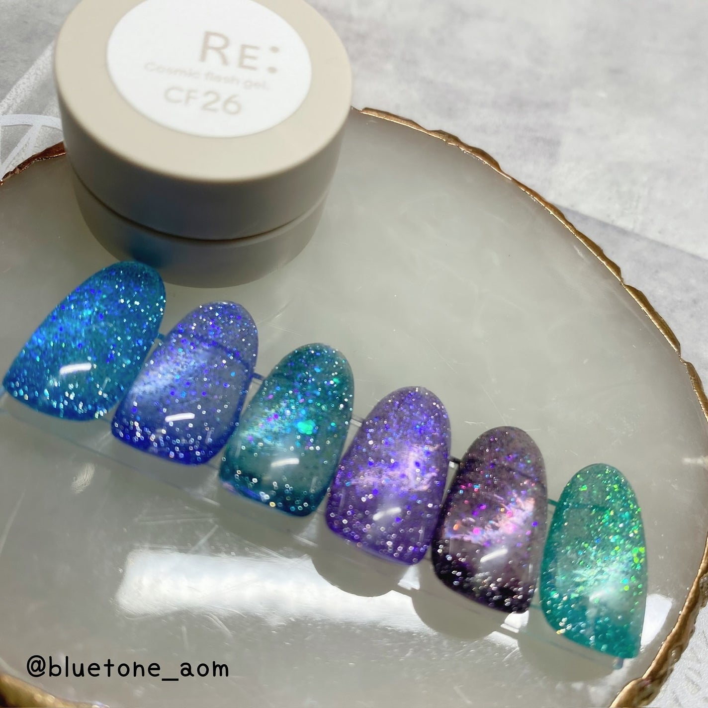 Cosmic flash gel/Beach/ジェルネイルを使ったクチコミ(9枚目)