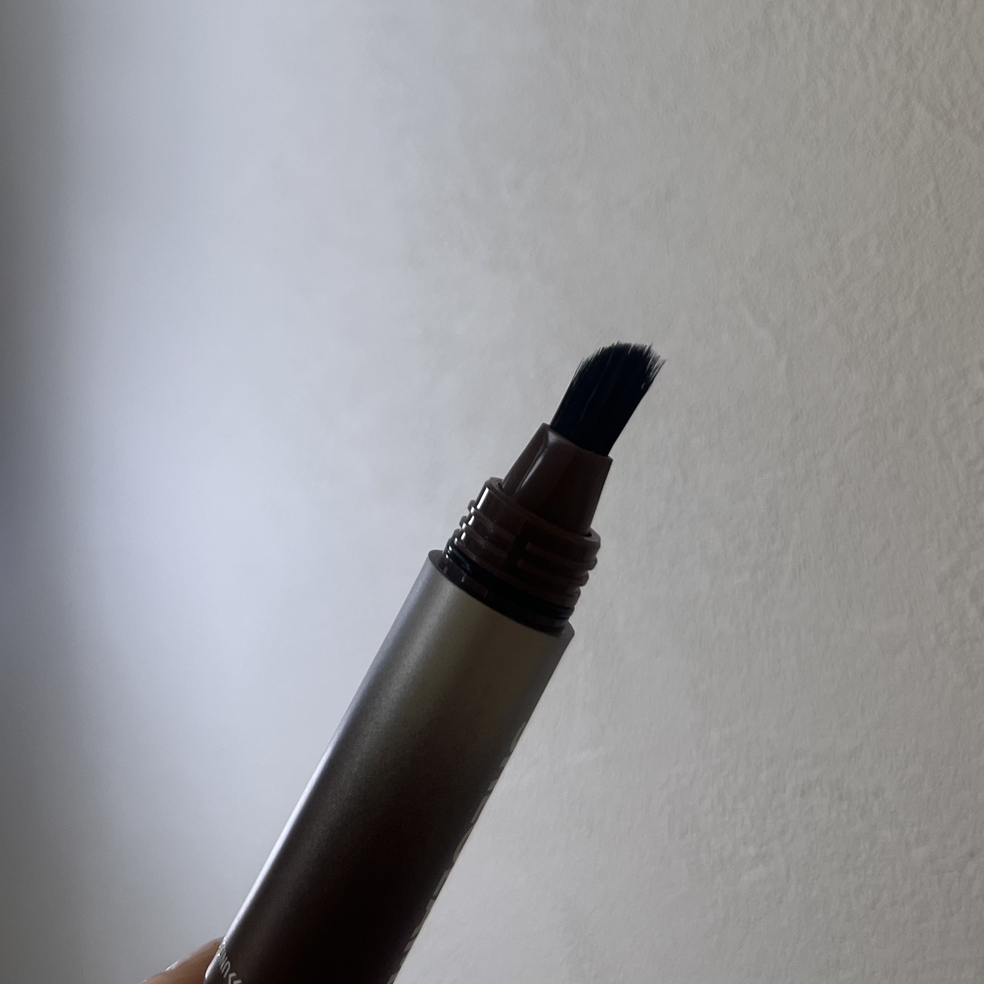 ブロウフェクション アングルブラシ＆ディップトープ/SHEGLAM/アイブロウペンシルを使ったクチコミ（2枚目）