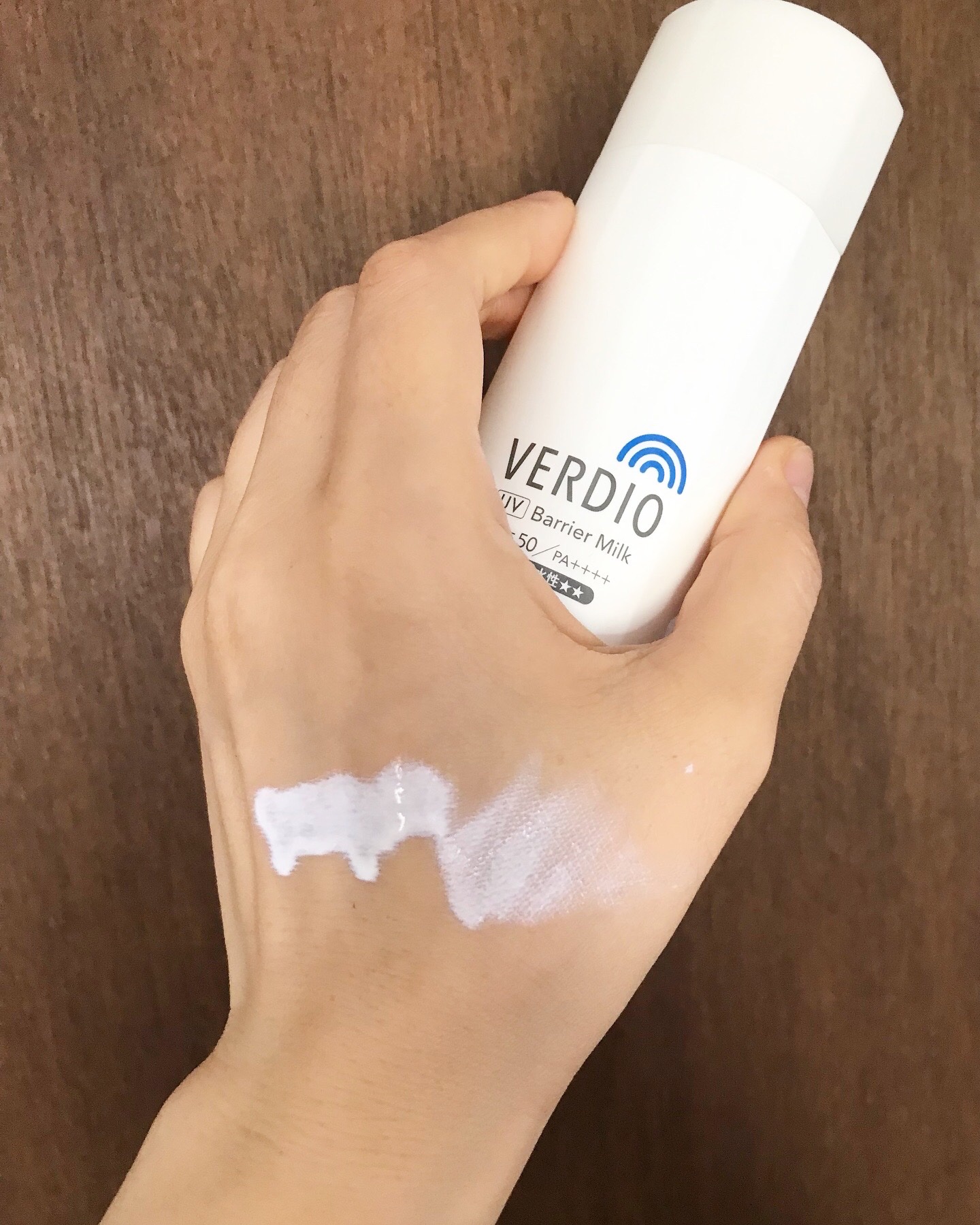 ベルディオ　UV バリアミルク/メンターム/日焼け止めミルクを使ったクチコミ（3枚目）