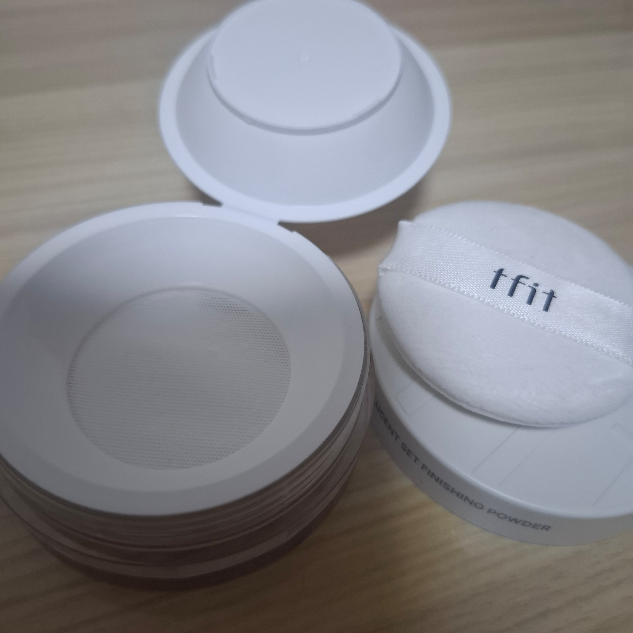 トランスルーセントセットフィニッシングパウダー/TFIT/ルースパウダーを使ったクチコミ（2枚目）