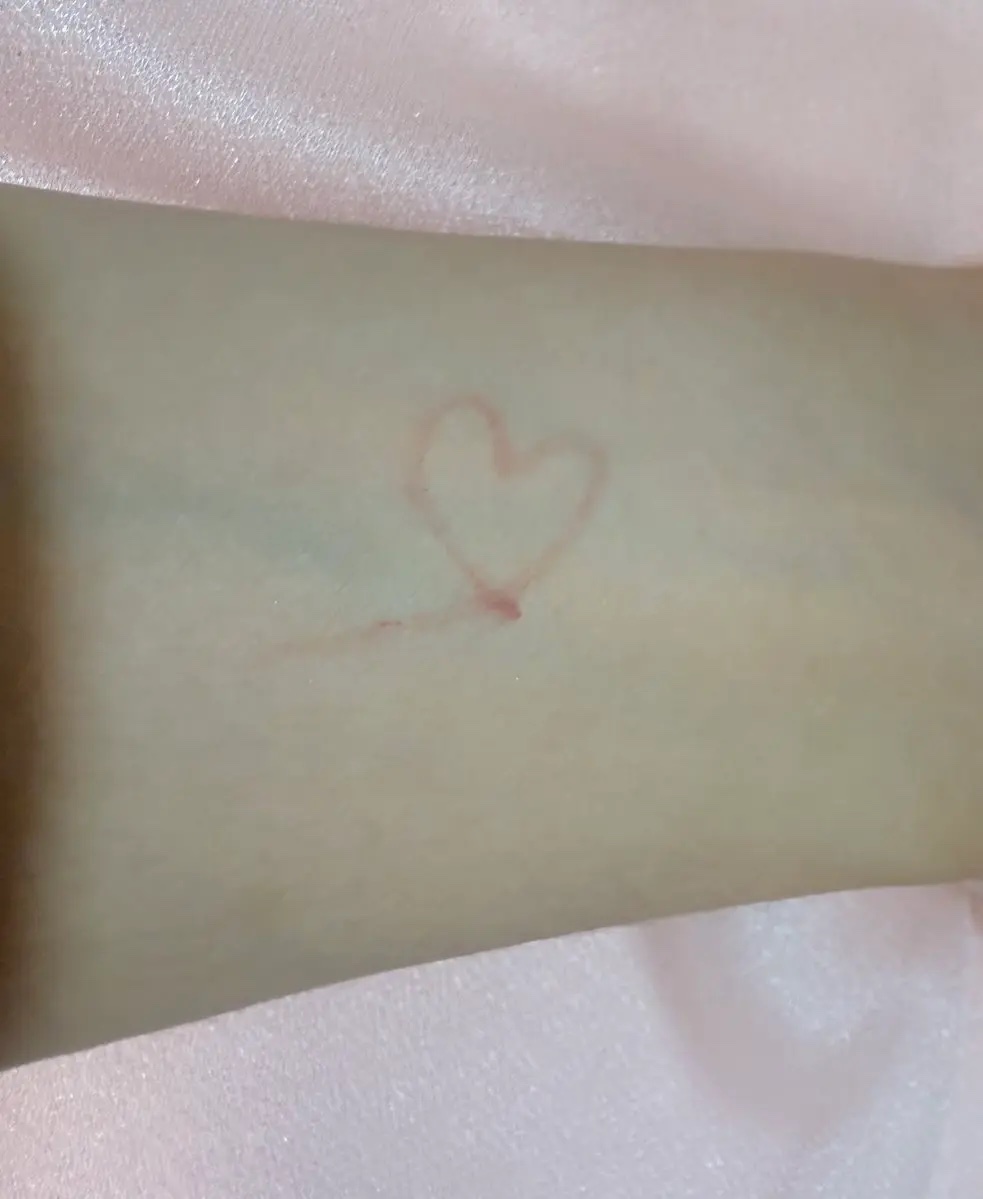 クリーミータッチライナー シアー/キャンメイク/ジェルアイライナーを使ったクチコミ（2枚目）