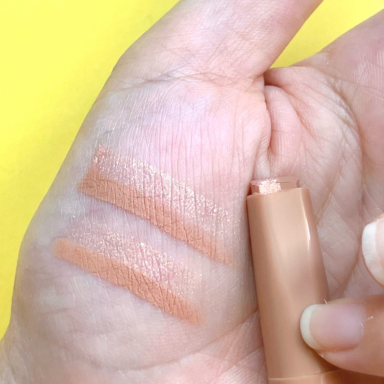 ツートーンシャドウ/MERYTHOD/スティックアイシャドウを使ったクチコミ（3枚目）