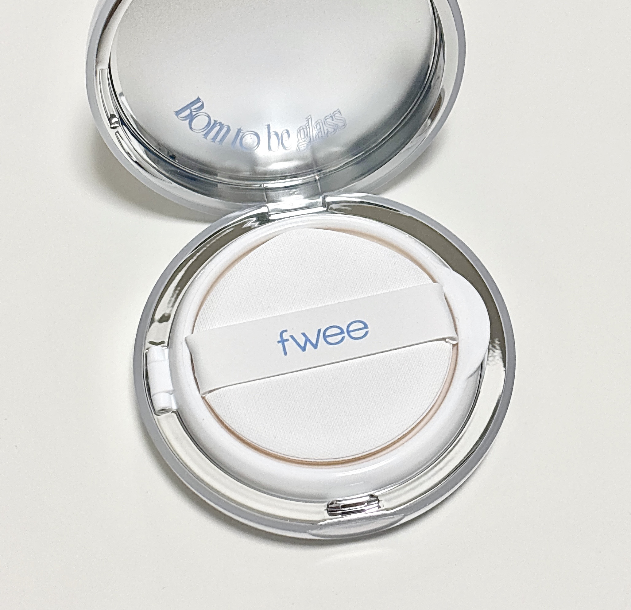 フィー クッションガラスオリジナル/fwee/クッションファンデーションを使ったクチコミ（2枚目）