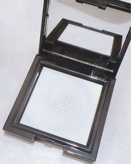 トランスルーシェント ブルーリング セッティング パウダー/PERFECT DIARY/プレストパウダーを使ったクチコミ(4枚目)