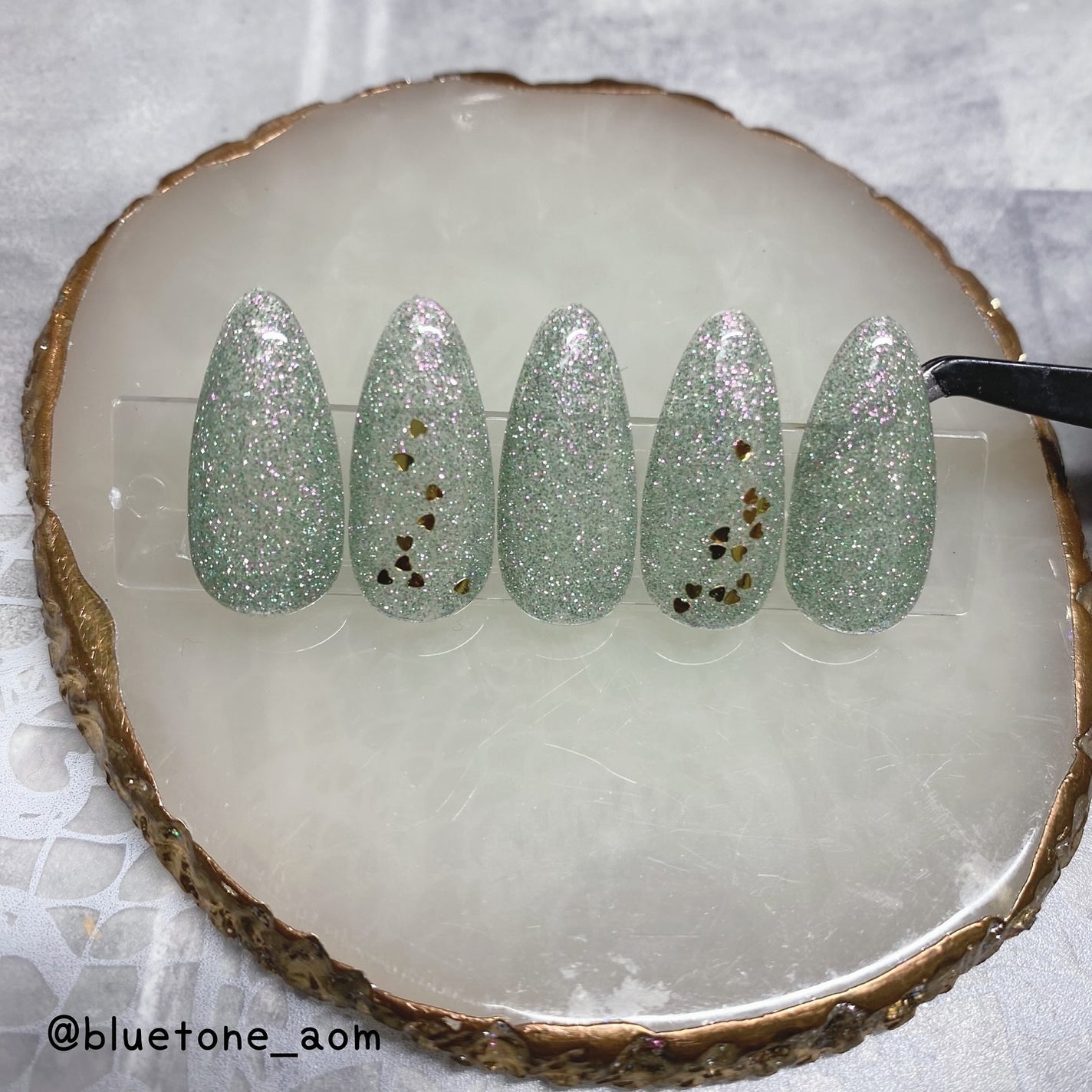 ⋆͛🦖⋆͛aomi on LIPS 「グリーンフラッシュにピンクがチラリ|´︶`*)♡さりげないピン..」(3枚目)