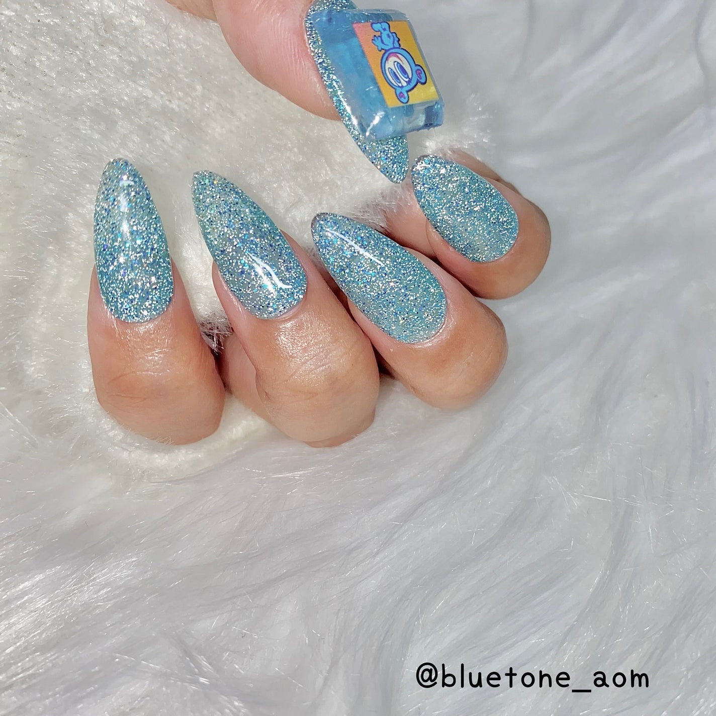 ⋆͛🦖⋆͛aomi on LIPS 「オリジナルフラッシュスカイブルー!にどでかいエンジェルブルーを..」(8枚目)