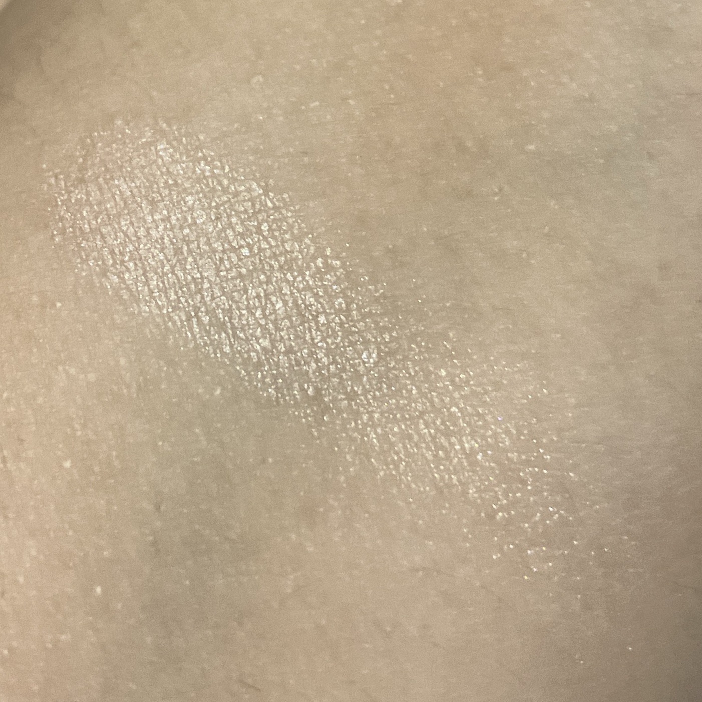 ローズグロウ イルミネーター /ローラ メルシエ/プレストパウダーを使ったクチコミ（3枚目）