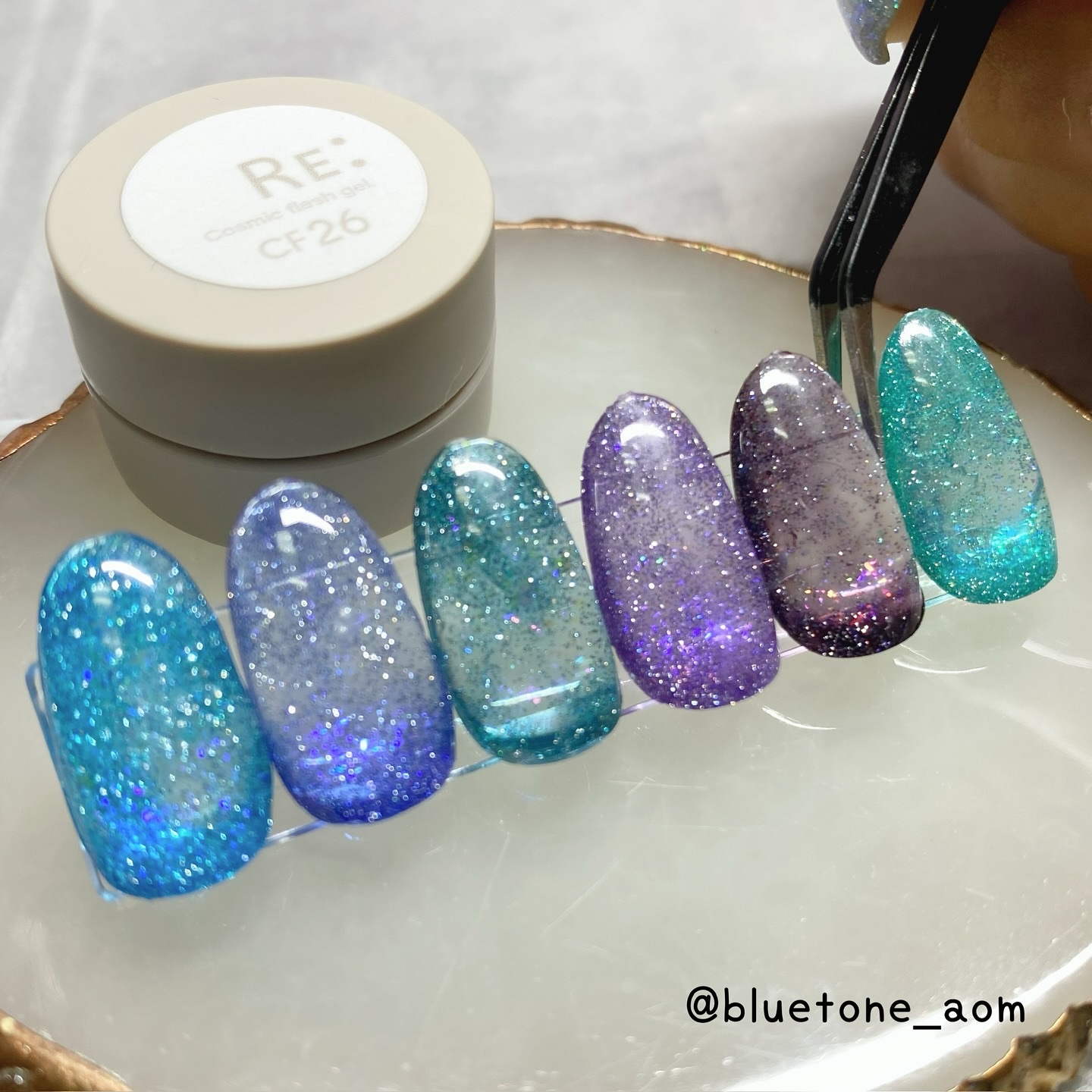 Cosmic flash gel/Beach/ジェルネイルを使ったクチコミ（2枚目）