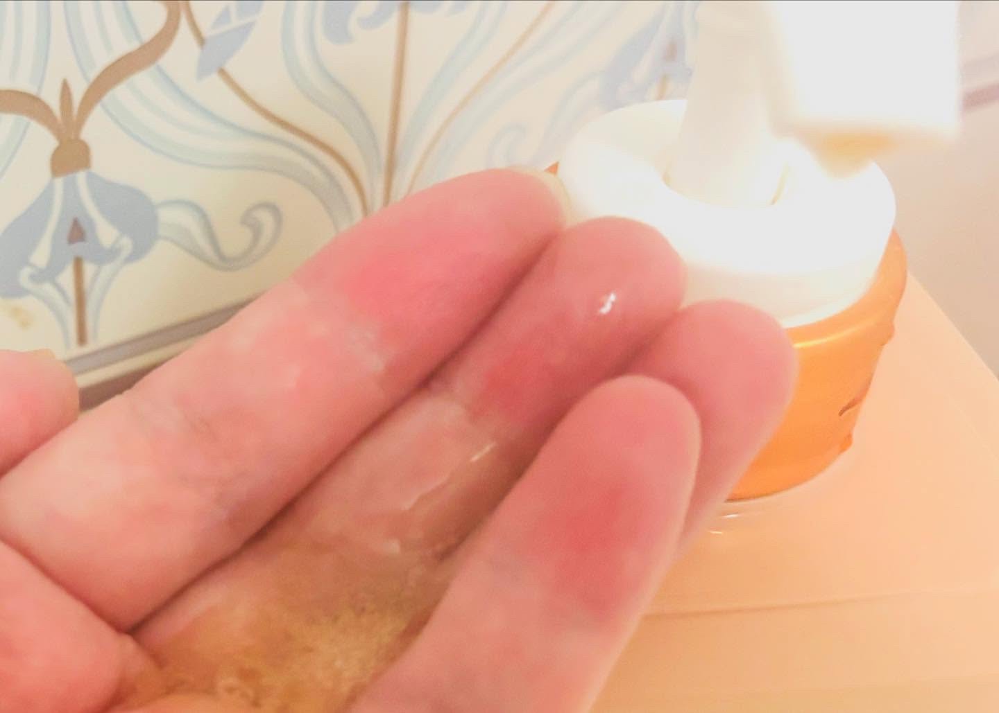 パフュームボディウォッシュ フィグピーチウーロンティー/TEABLESS/ボディソープを使ったクチコミ（2枚目）