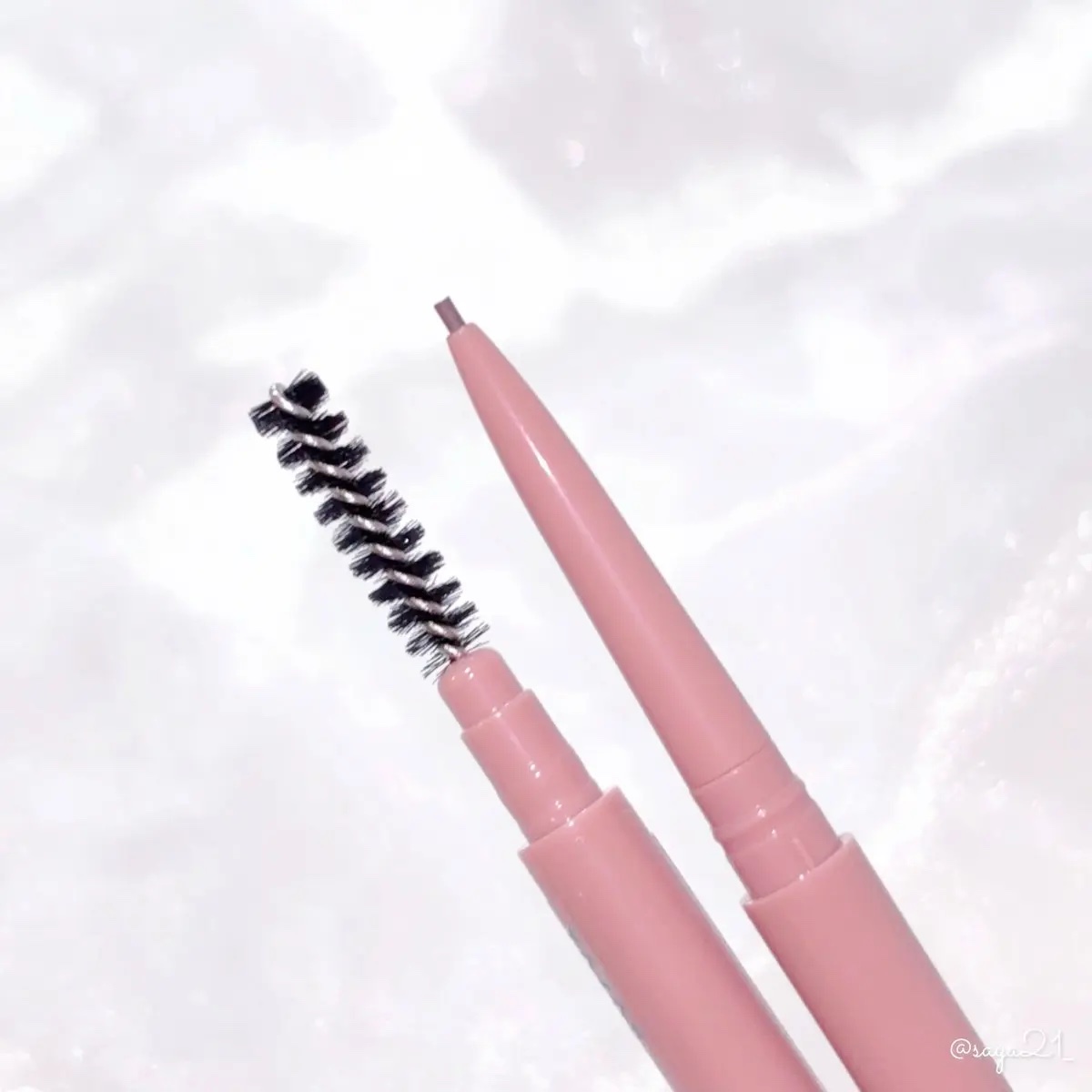 アイ＆ブロウマルチペンシル/upink/アイブロウペンシルを使ったクチコミ（2枚目）