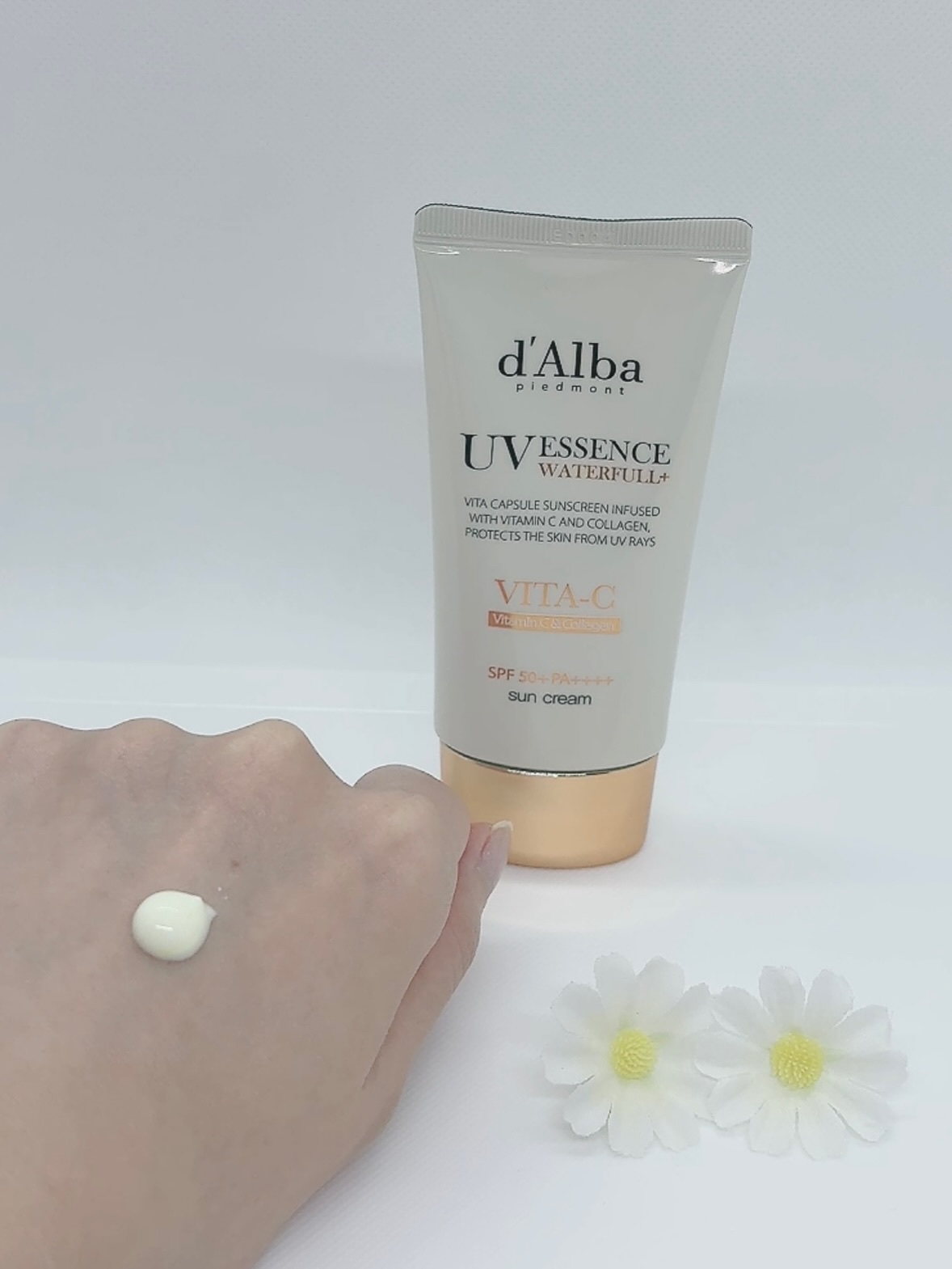 ダルバ ビタカプセルエイジングケアサンクリームのクチコミ「#PR

d’Alba（ダルバ）様 @dalba_japan より

ビタカプセルエイジングケ.....」（2枚目）