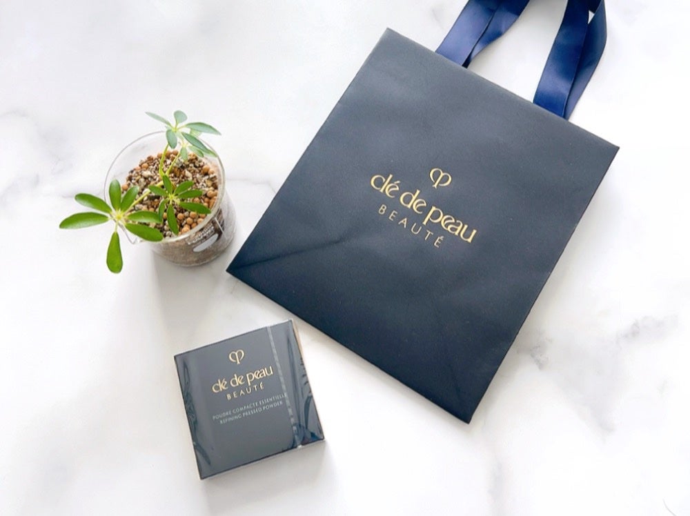 プードルコンパクトエサンシエルn/クレ・ド・ポー ボーテ/プレストパウダーを使ったクチコミ(3枚目)