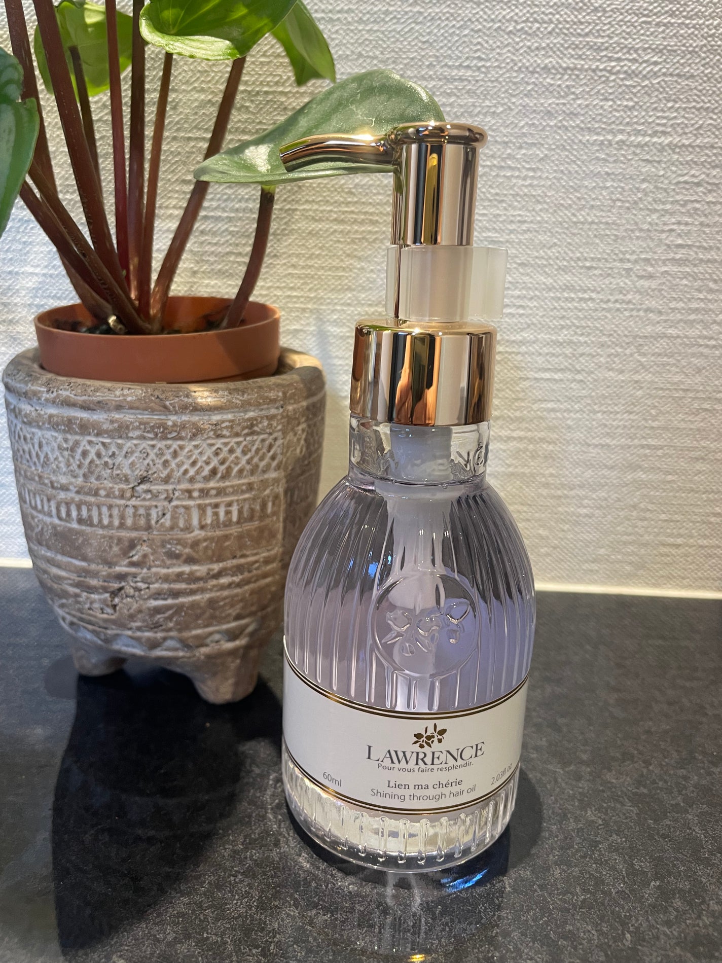 シャイニングスルーヘアオイル リアンマシェリ/ロウレンス /ヘアオイルを使ったクチコミ(2枚目)