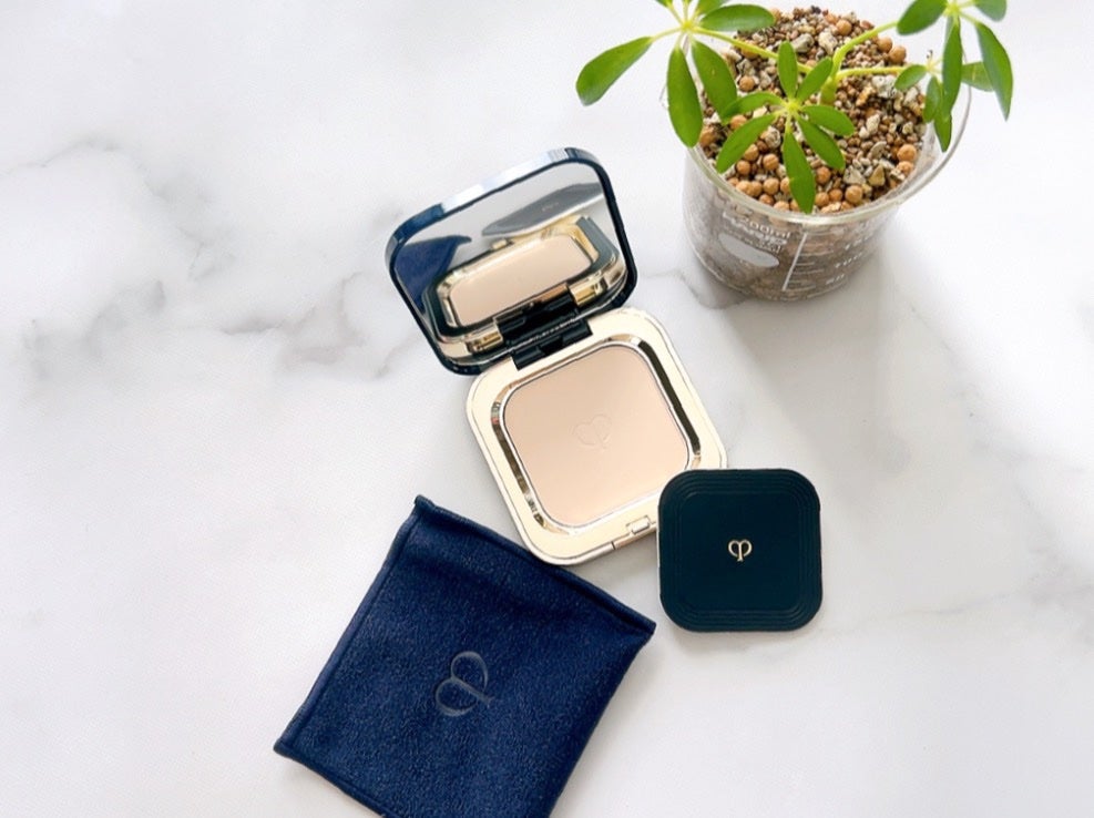 プードルコンパクトエサンシエルn/クレ・ド・ポー ボーテ/プレストパウダーを使ったクチコミ(2枚目)