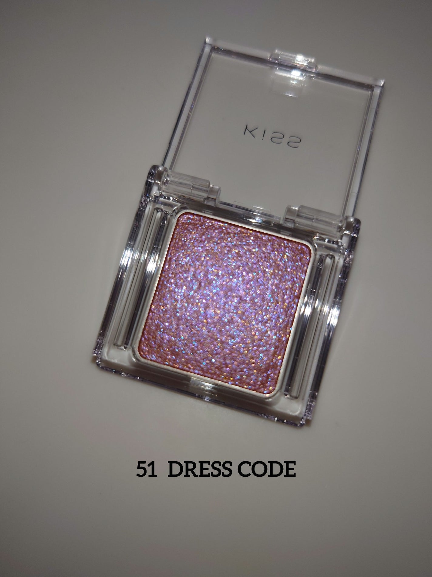 ちか on LIPS 「KiSSシアーグリッターアイズN51DRESSCODE(ドレス..」(3枚目)