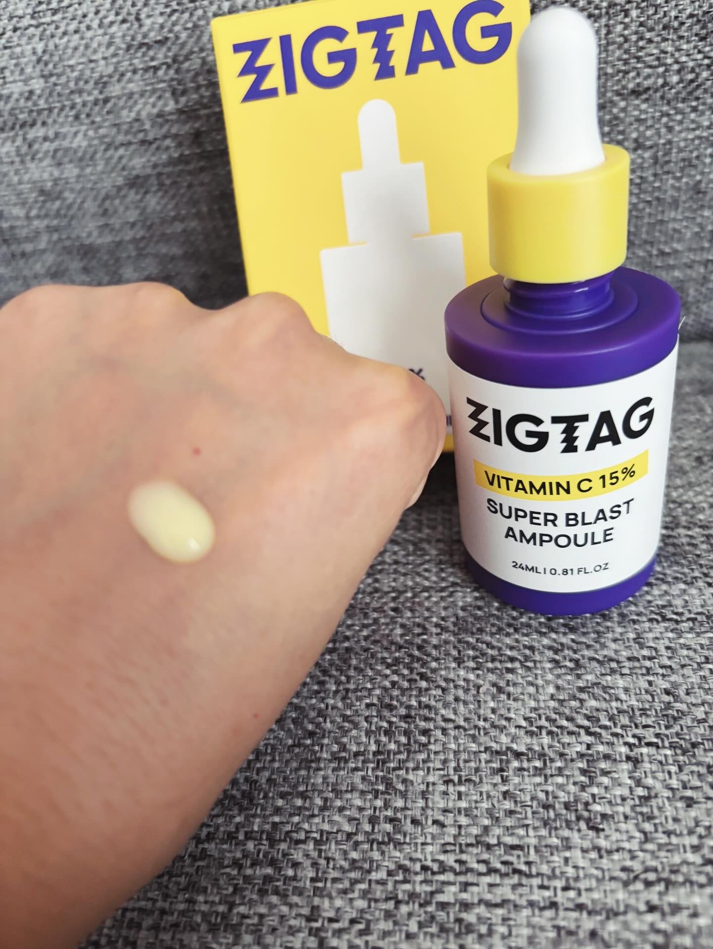 ビタミンC15%スーパーブラストアンプル/ZIGTAG/美容液を使ったクチコミ（3枚目）