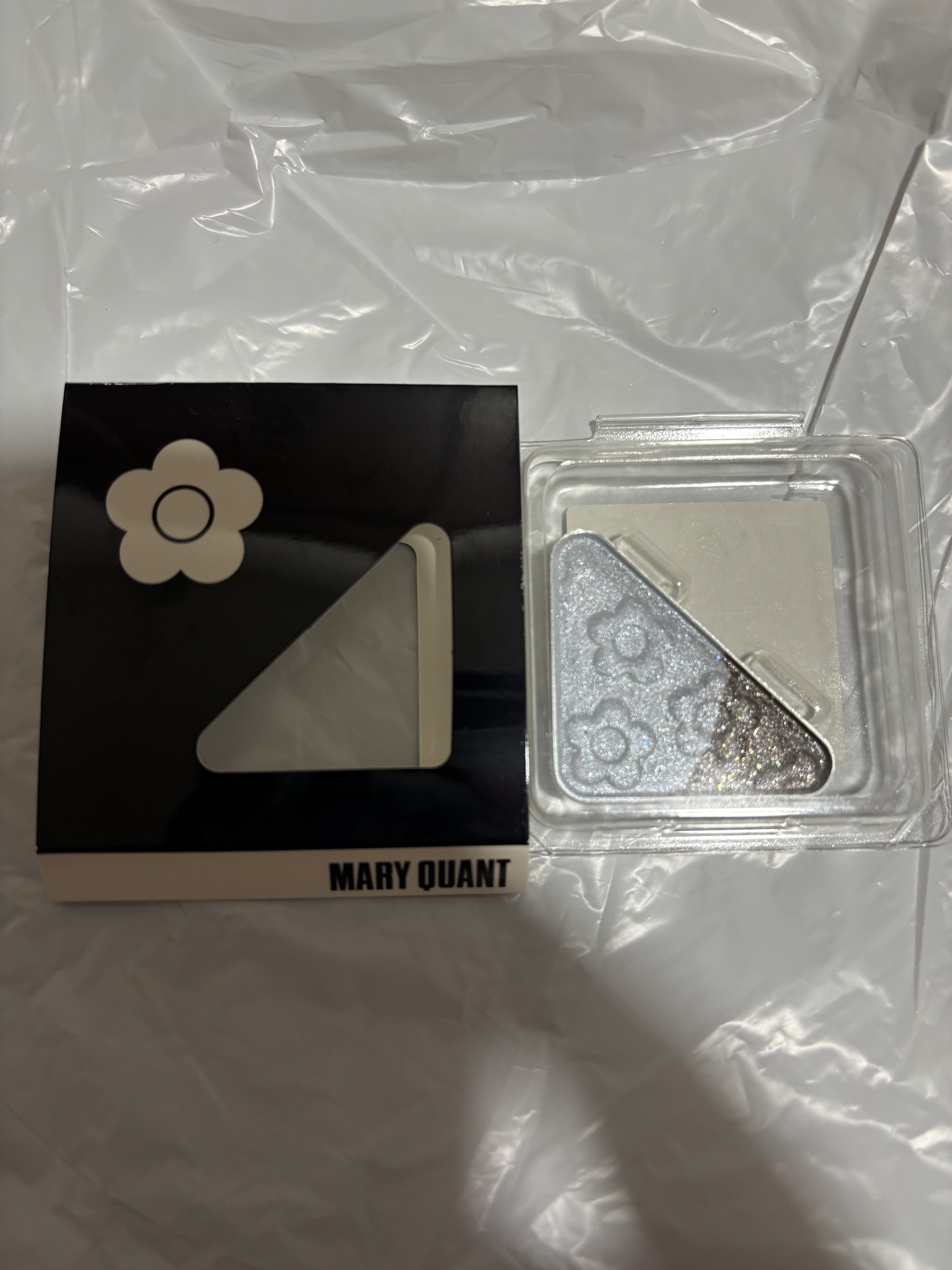 アイオープナー/MARY QUANT/単色アイシャドウを使ったクチコミ（1枚目）