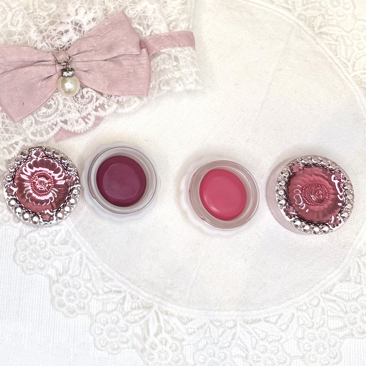 ジルスチュアート クリスタルブルーム ペタルクチュールアイズ デュオ/JILL STUART/アイシャドウパレットを使ったクチコミ（1枚目）