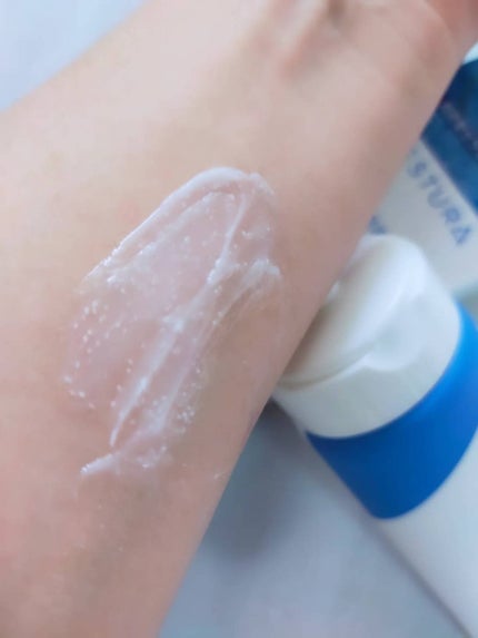 sbrinz11 on LIPS 「AESTURAアトバリア365クリーム潤い120時間※2だそう..」(4枚目)