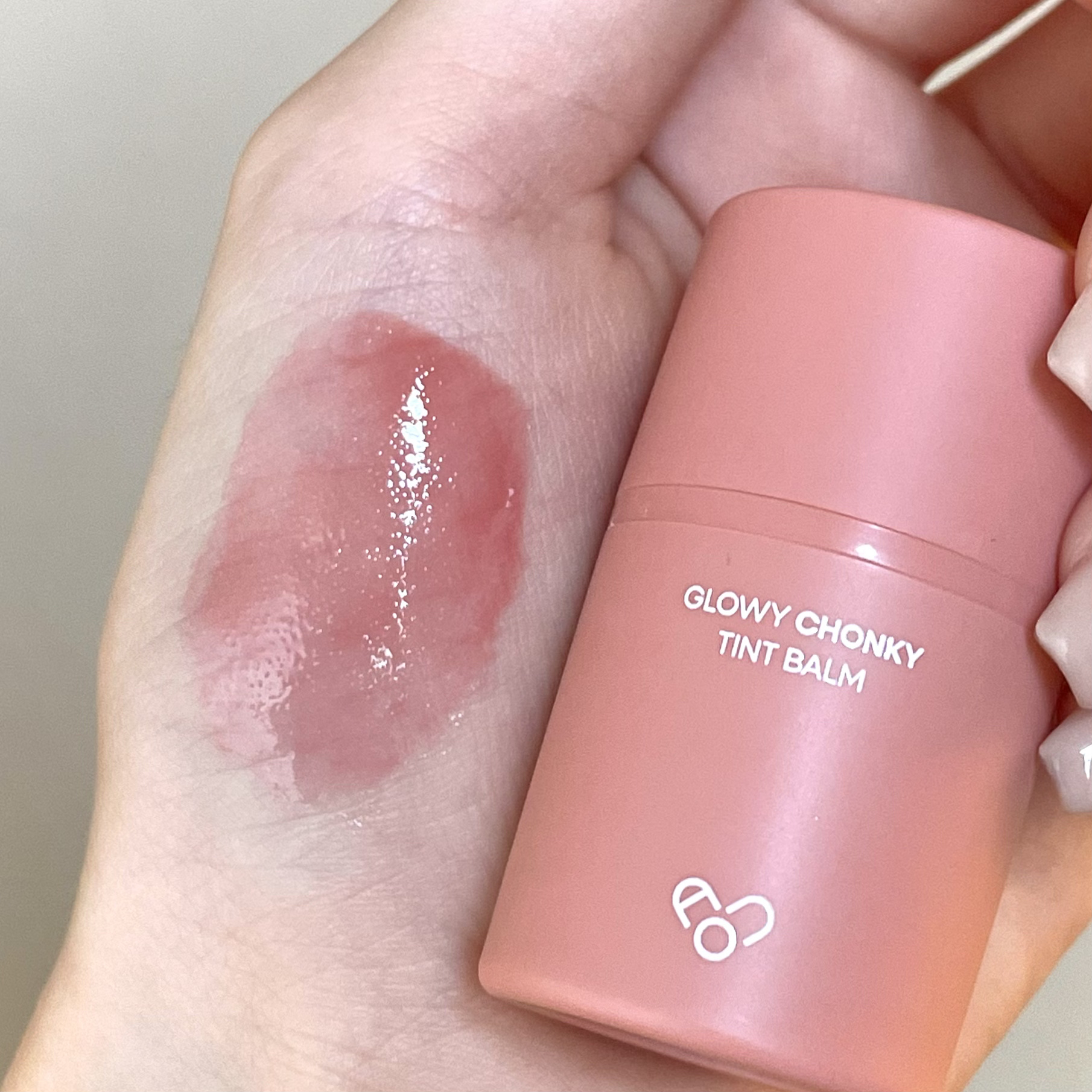 Glowy Chonky Tint Balm/AOU/リップバームを使ったクチコミ（2枚目）