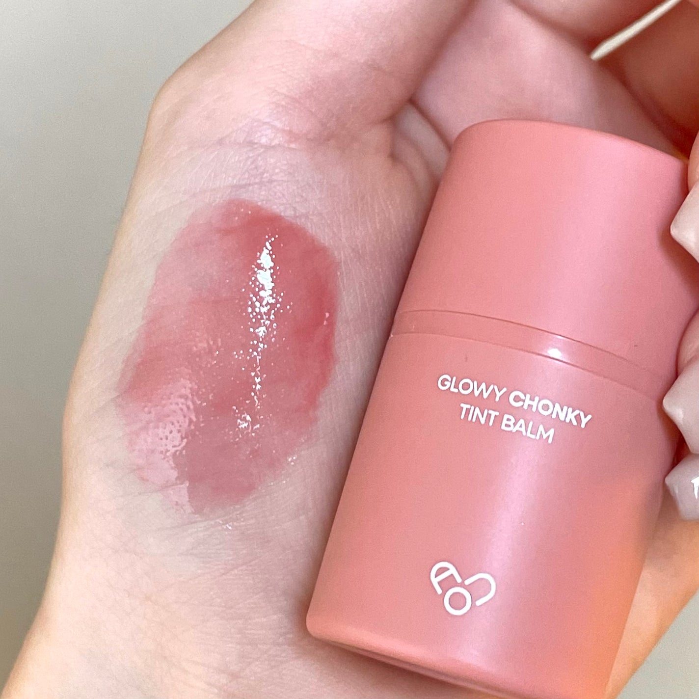 Glowy Chonky Tint Balm/AOU/リップバームを使ったクチコミ(2枚目)