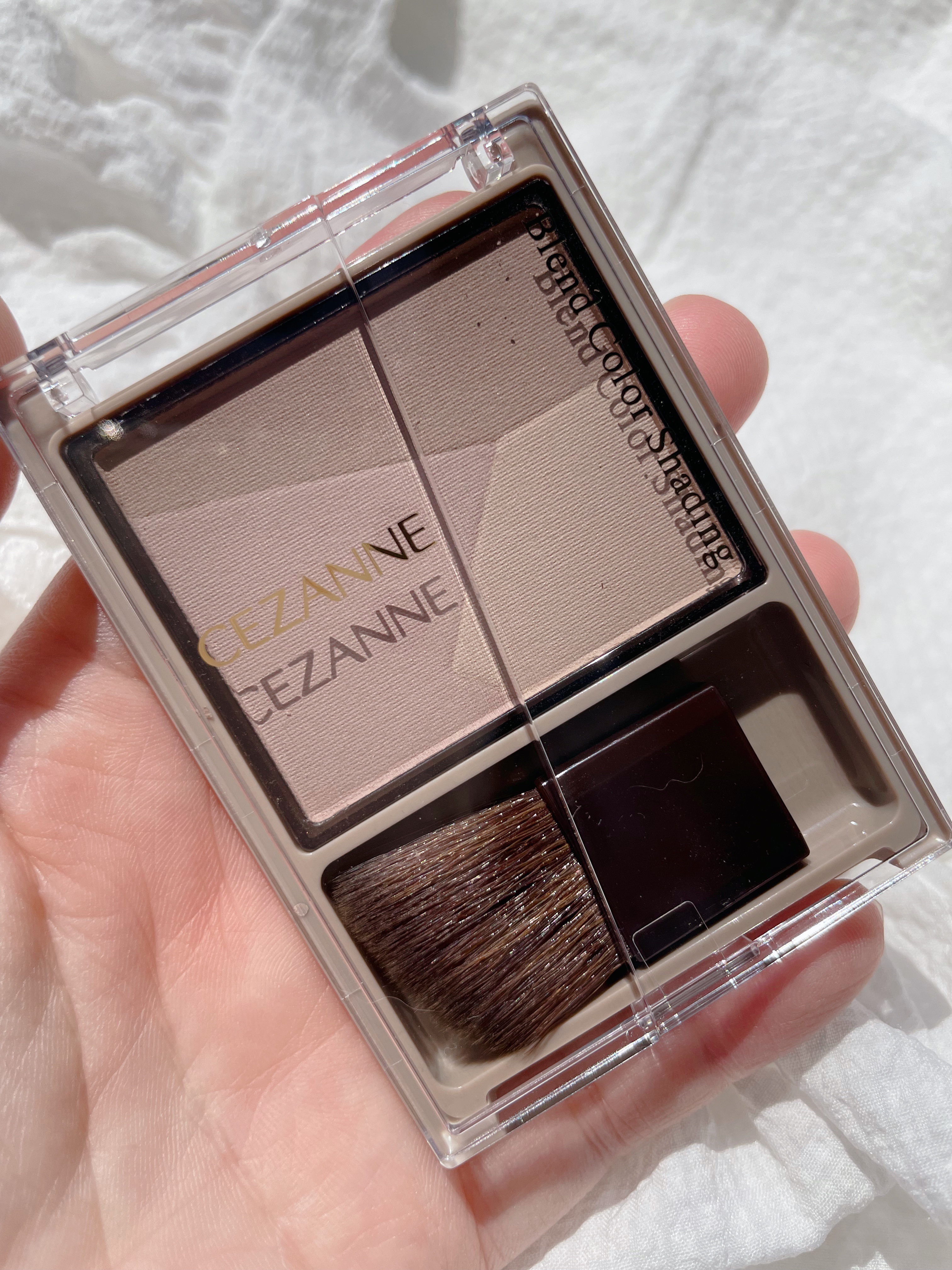 ブレンドカラーシェーディング/CEZANNE/シェーディングを使ったクチコミ（2枚目）