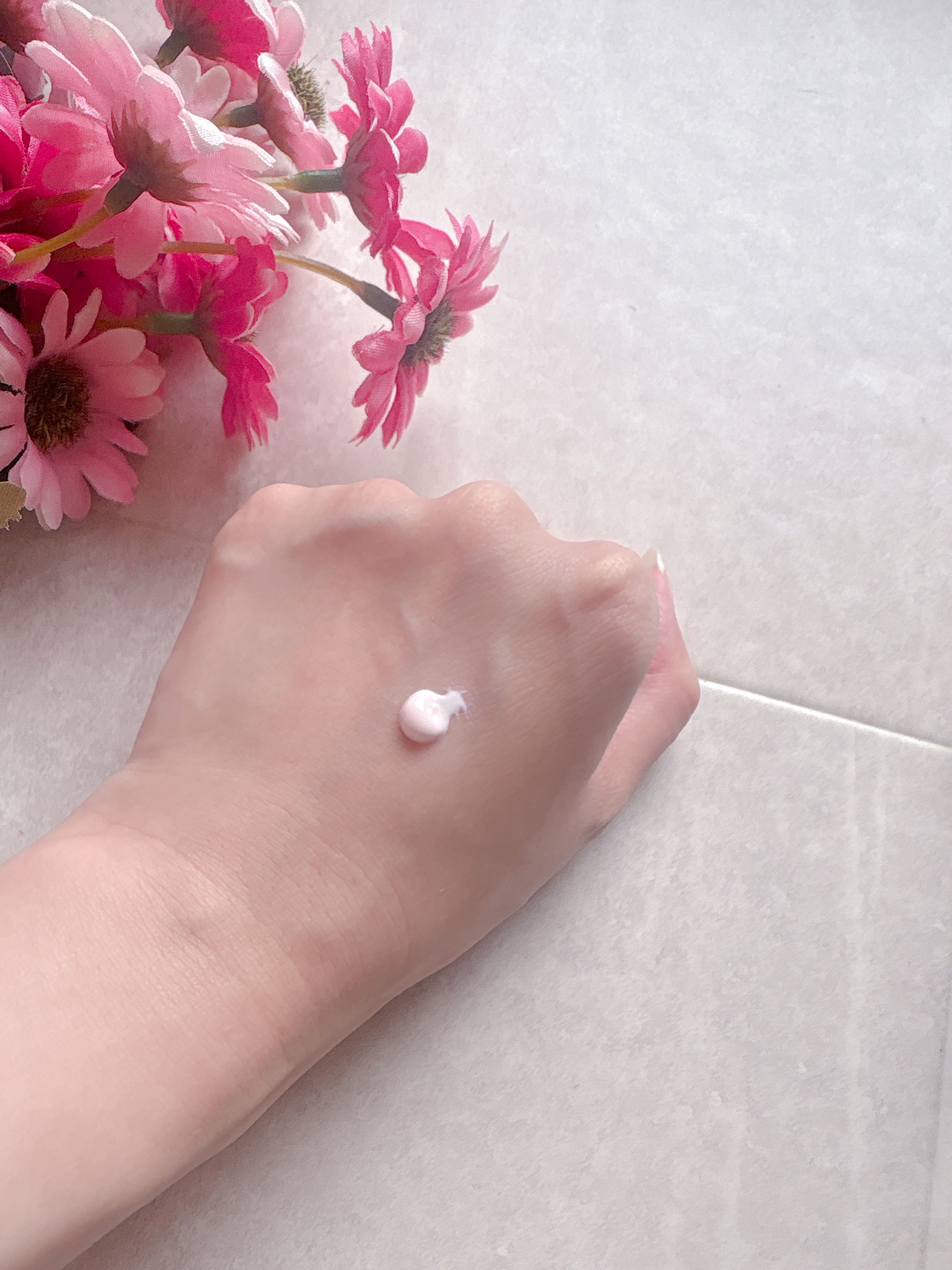 モイット　シアーモイストベース/エリザベス/化粧下地を使ったクチコミ（2枚目）