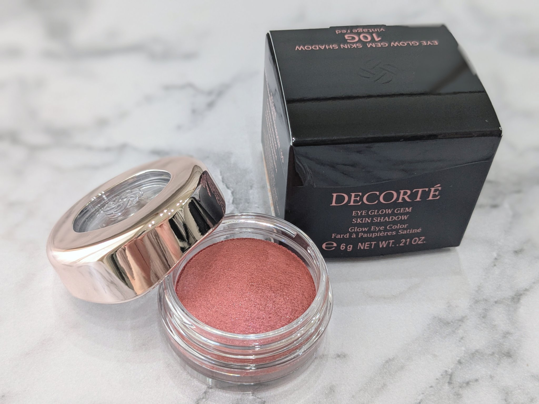 ◯DECORTÉ
アイグロウジェム スキンシャドウ
10G vintage red

大好きなアイグロウジェムの
10Gvintage redを購入しました♡

去年、限定色の32Gmadder sunsetを購入して
そちらをすごく気に入