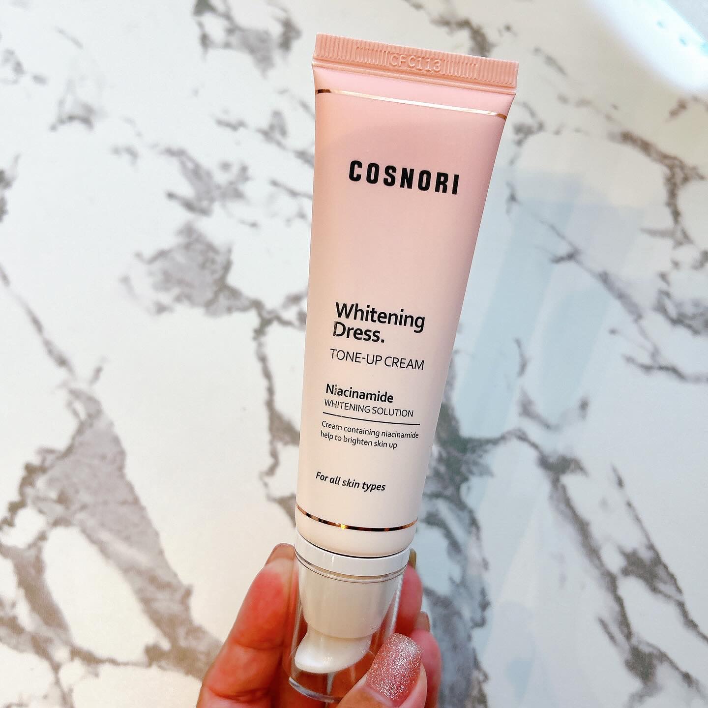 ホワイトニングドレストーンアップクリーム/COSNORI/化粧下地を使ったクチコミ（2枚目）