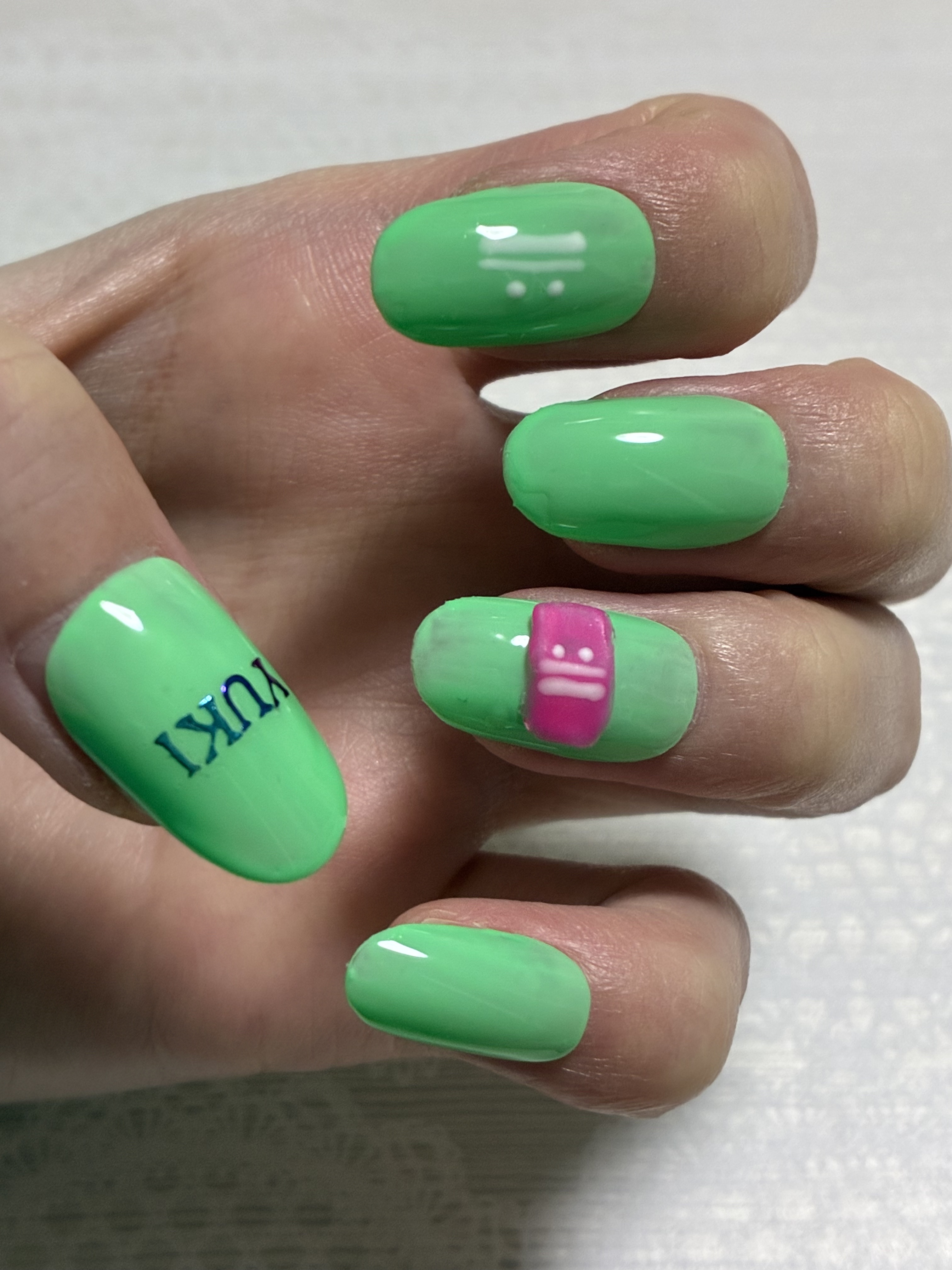 ジェルネイル（ライト対応）/セリア/ジェルネイルを使ったクチコミ（2枚目）