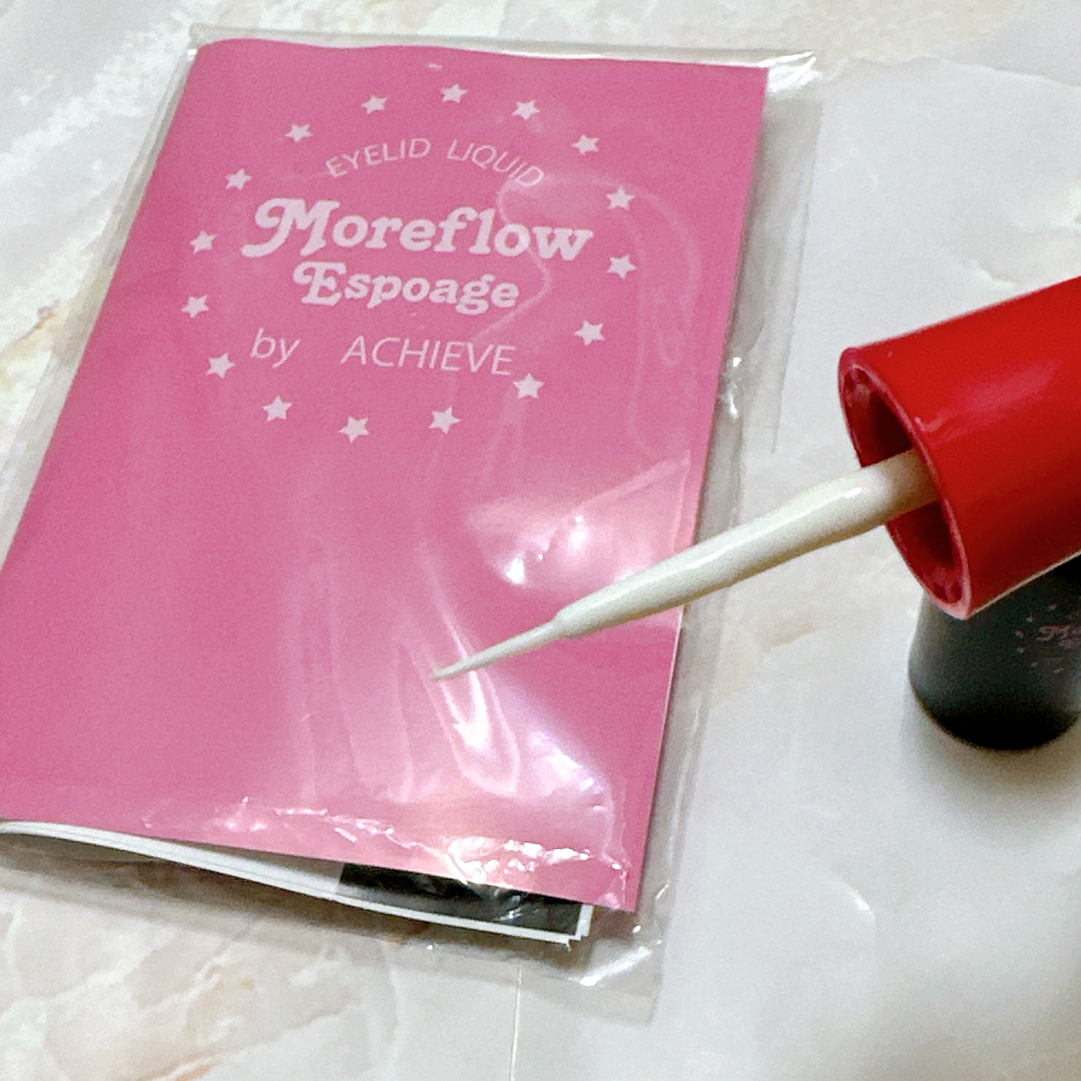 モアフロウ アイリッドリキッド エスポアージュ/Moreflow/二重まぶた用アイテムを使ったクチコミ（2枚目）