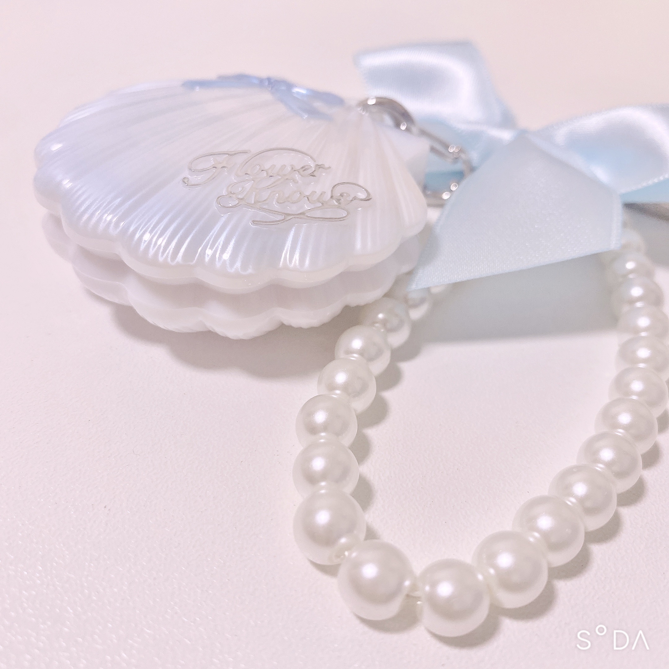 フラワーノーズ シェルジュエルコレクション ハイライターバーム＆チャームセット / FlowerKnows