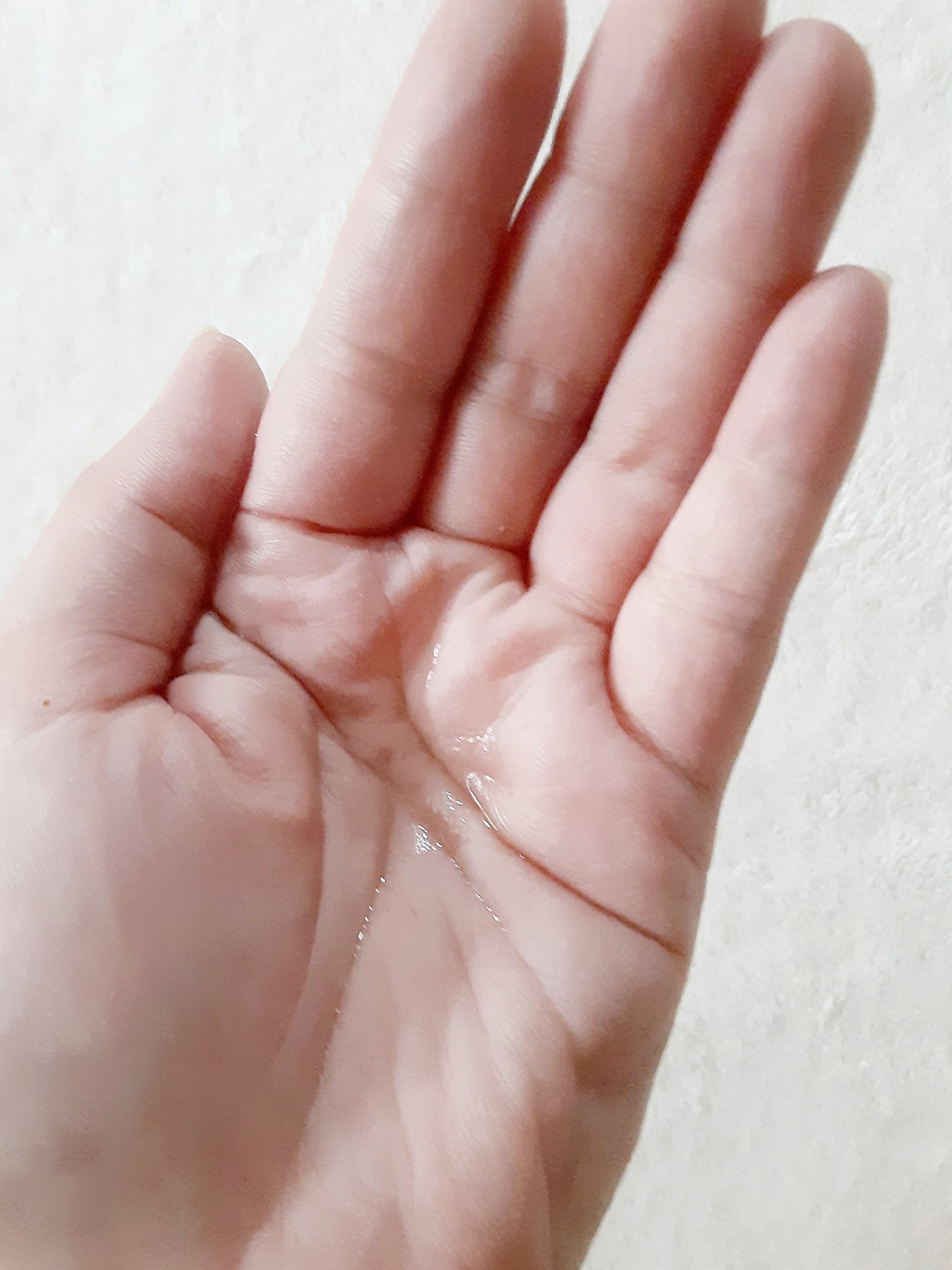 肌美精 薬用美白化粧水 [医薬部外品]/肌美精/化粧水を使ったクチコミ（2枚目）